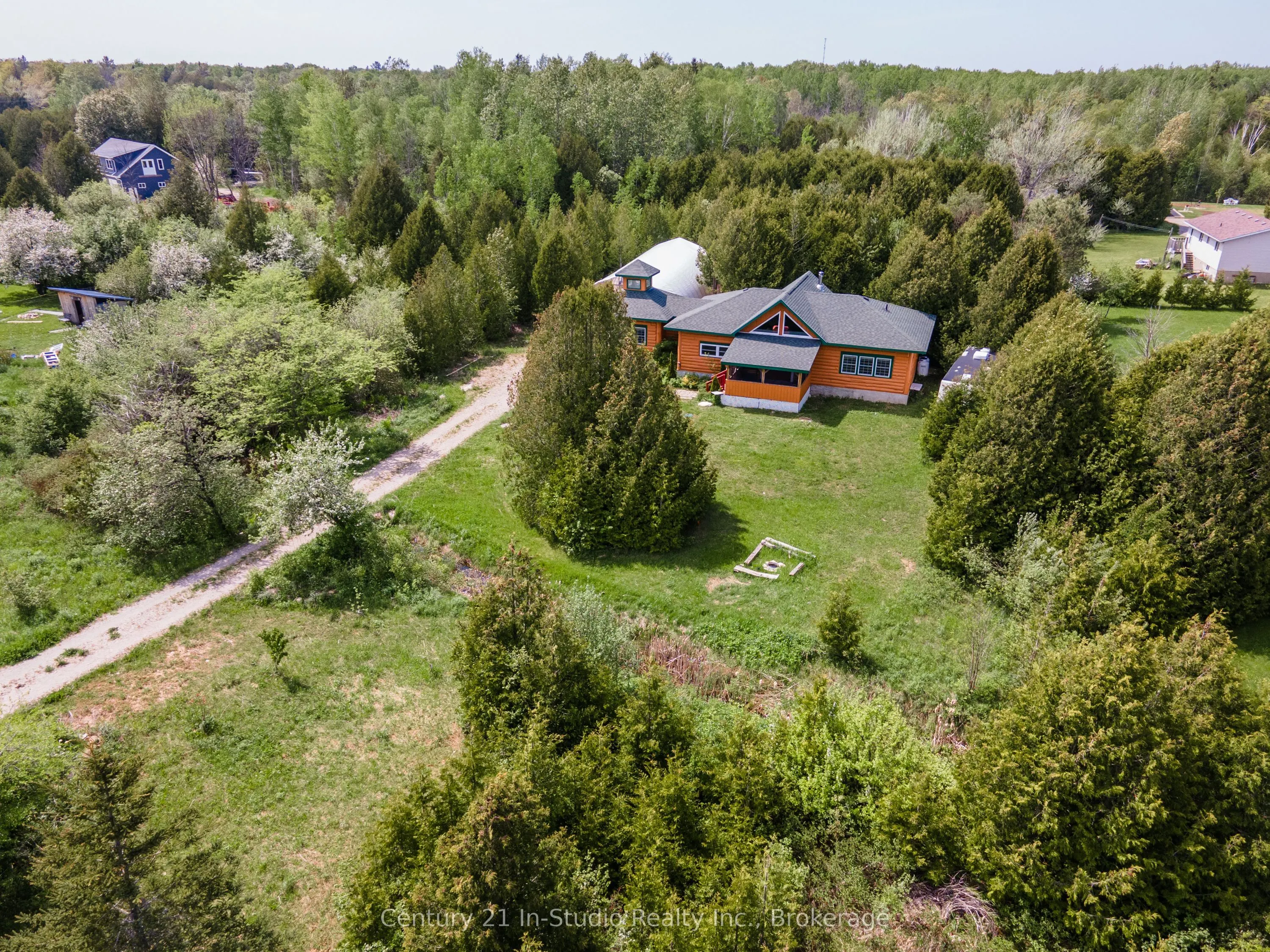 25 Maple Golf Crescent