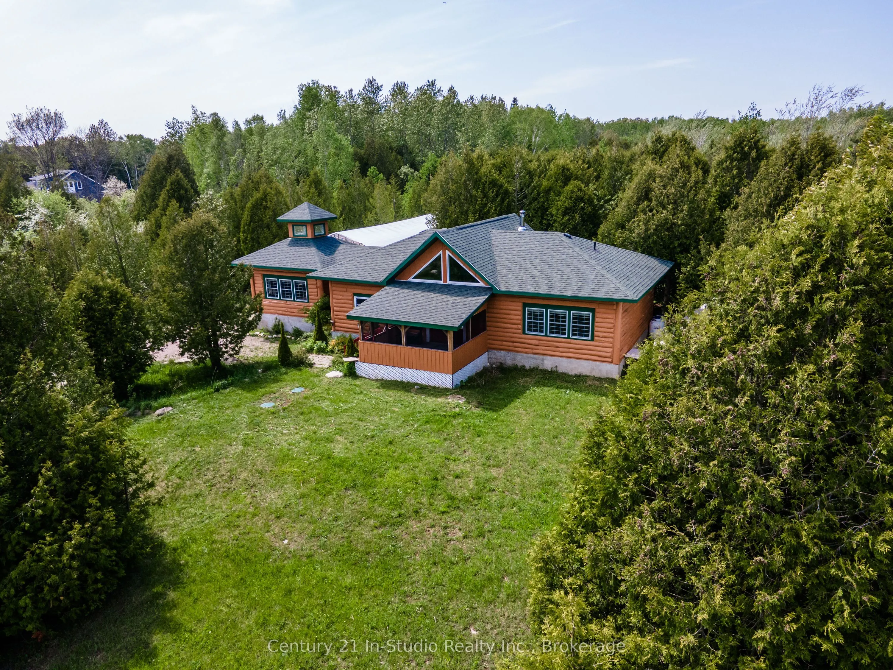 25 Maple Golf Crescent
