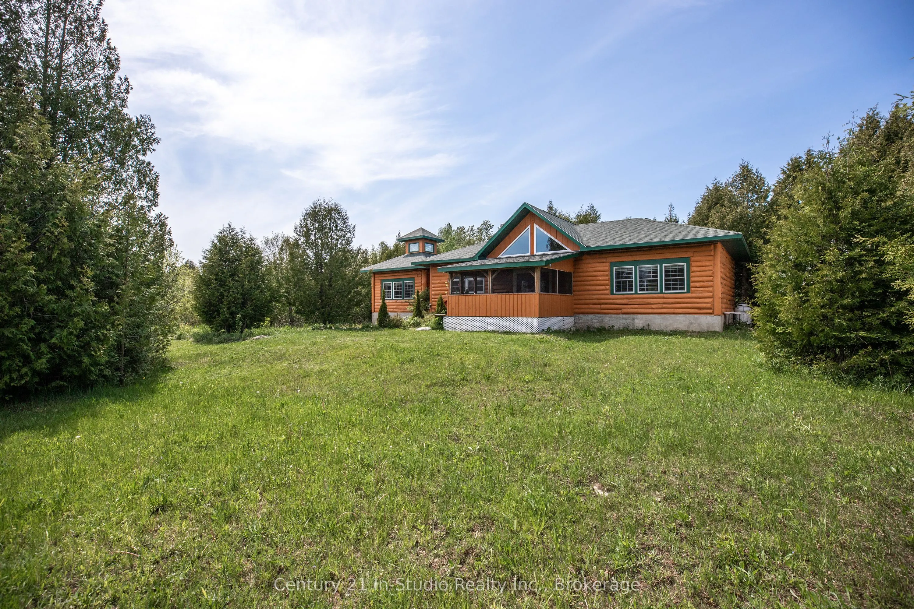 25 Maple Golf Crescent