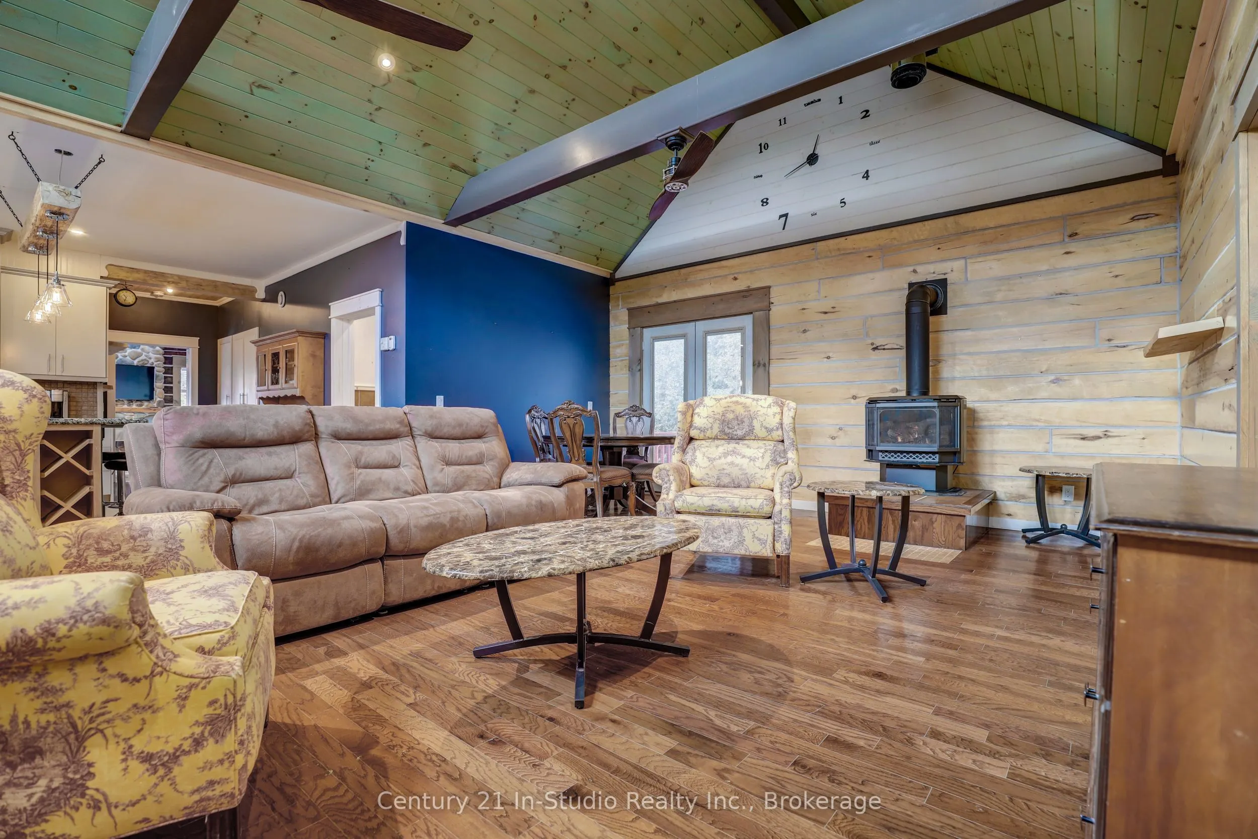 25 Maple Golf Crescent