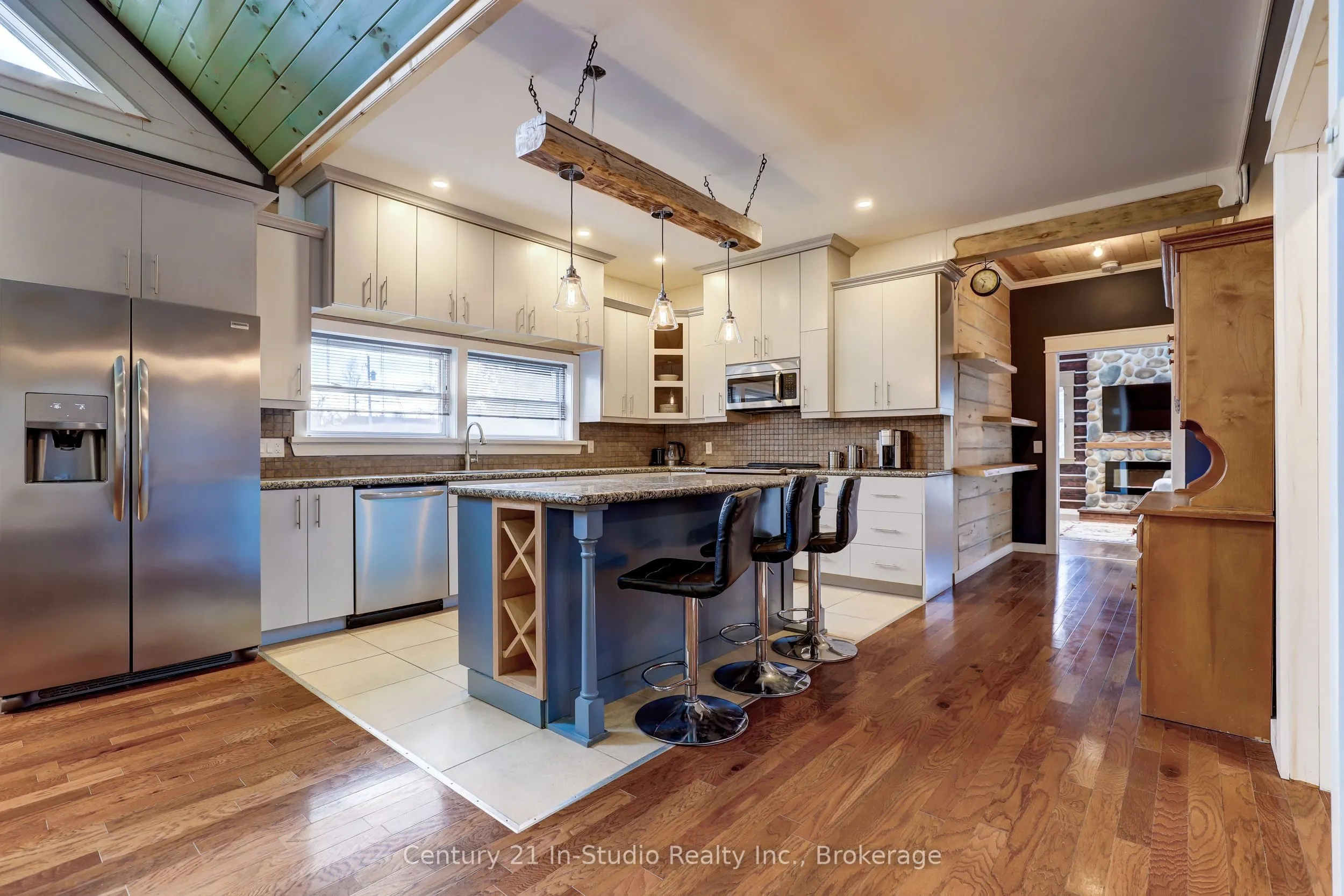 25 Maple Golf Crescent