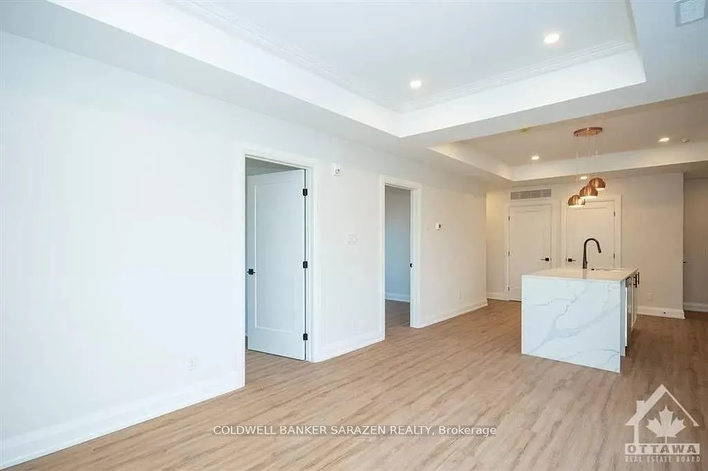 15 Monk Street, #8