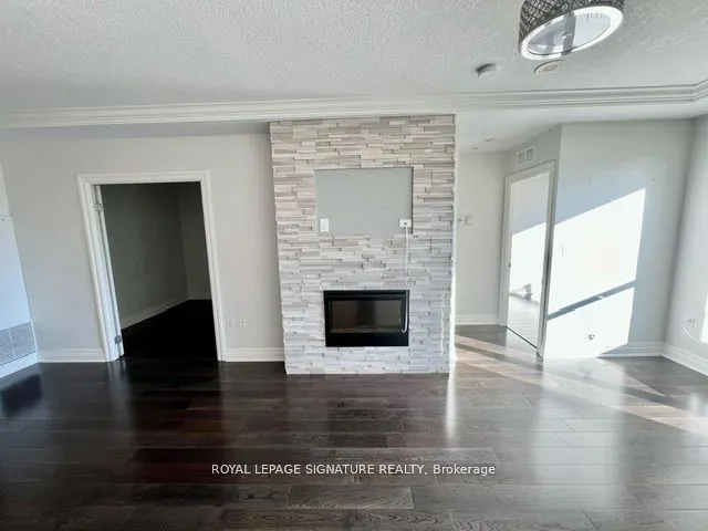 150 Wellington Street E, #503