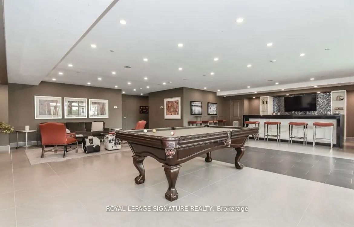 150 Wellington Street E, #503