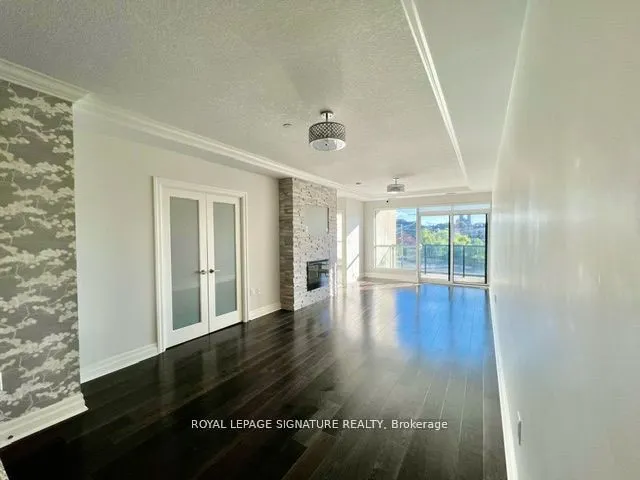 150 Wellington Street E, #503