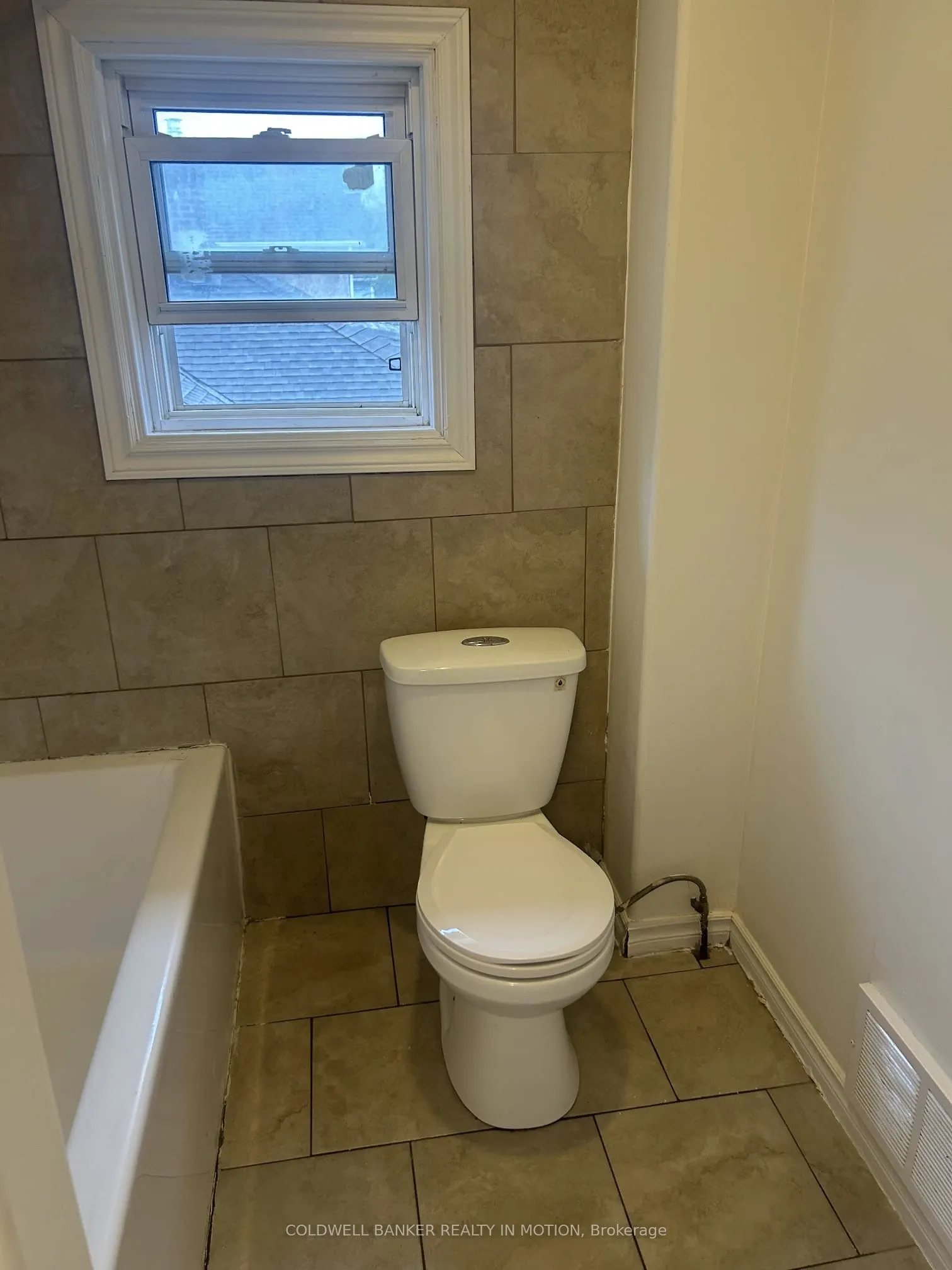 89 Garner Avenue, #Upper level