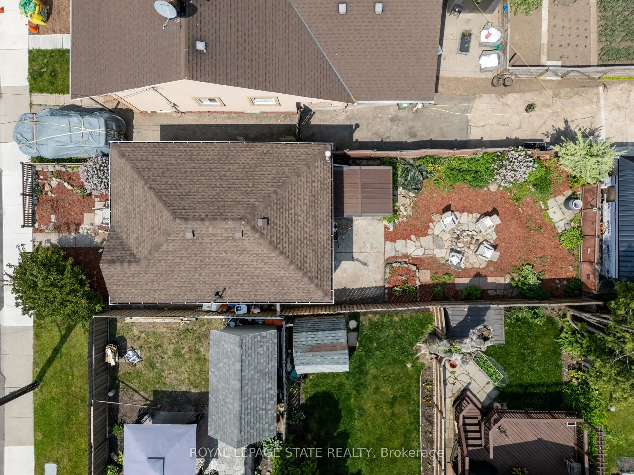 544 Mary Street