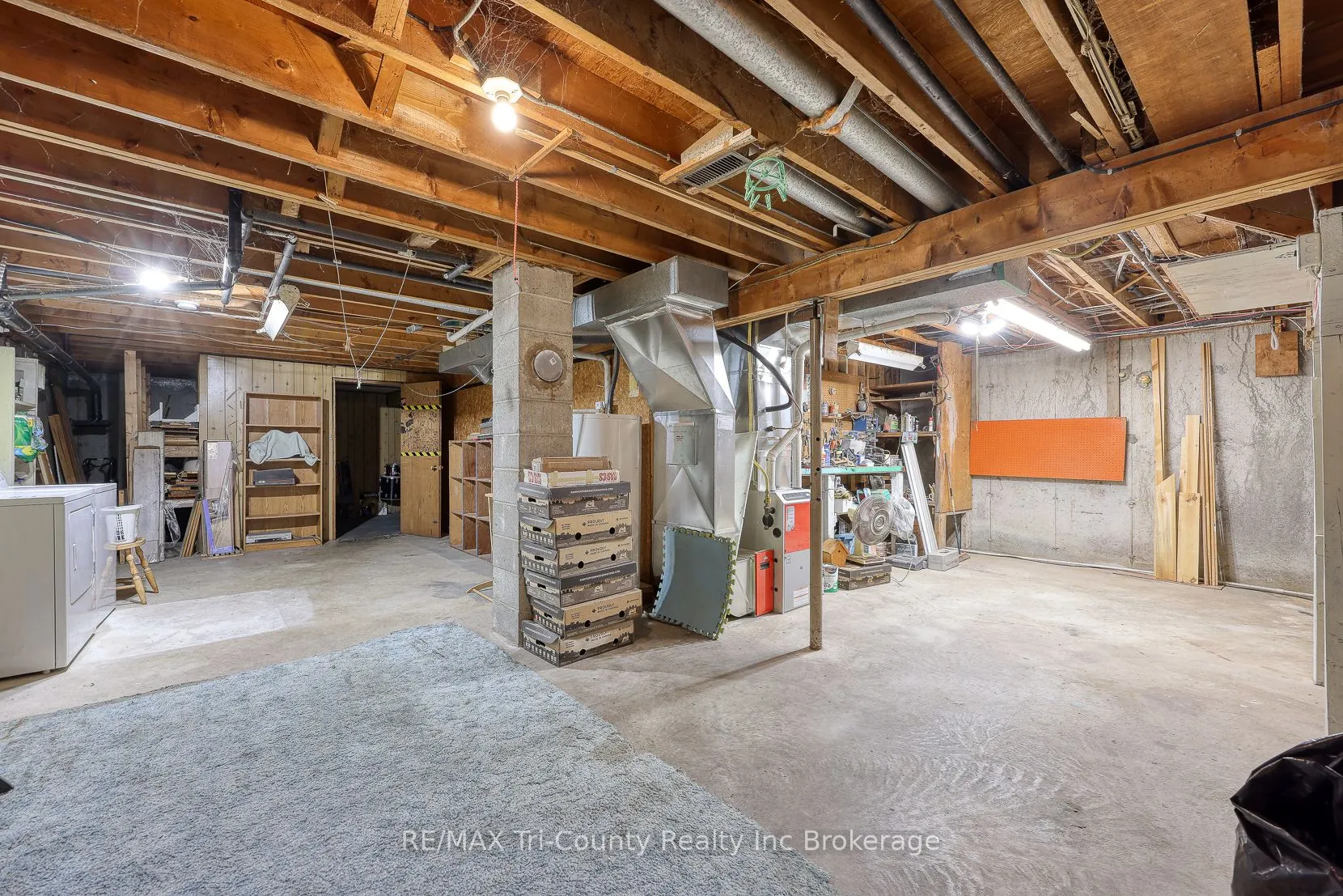 15 Peggy Avenue