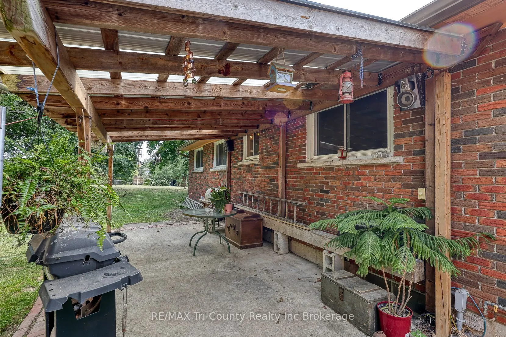 15 Peggy Avenue