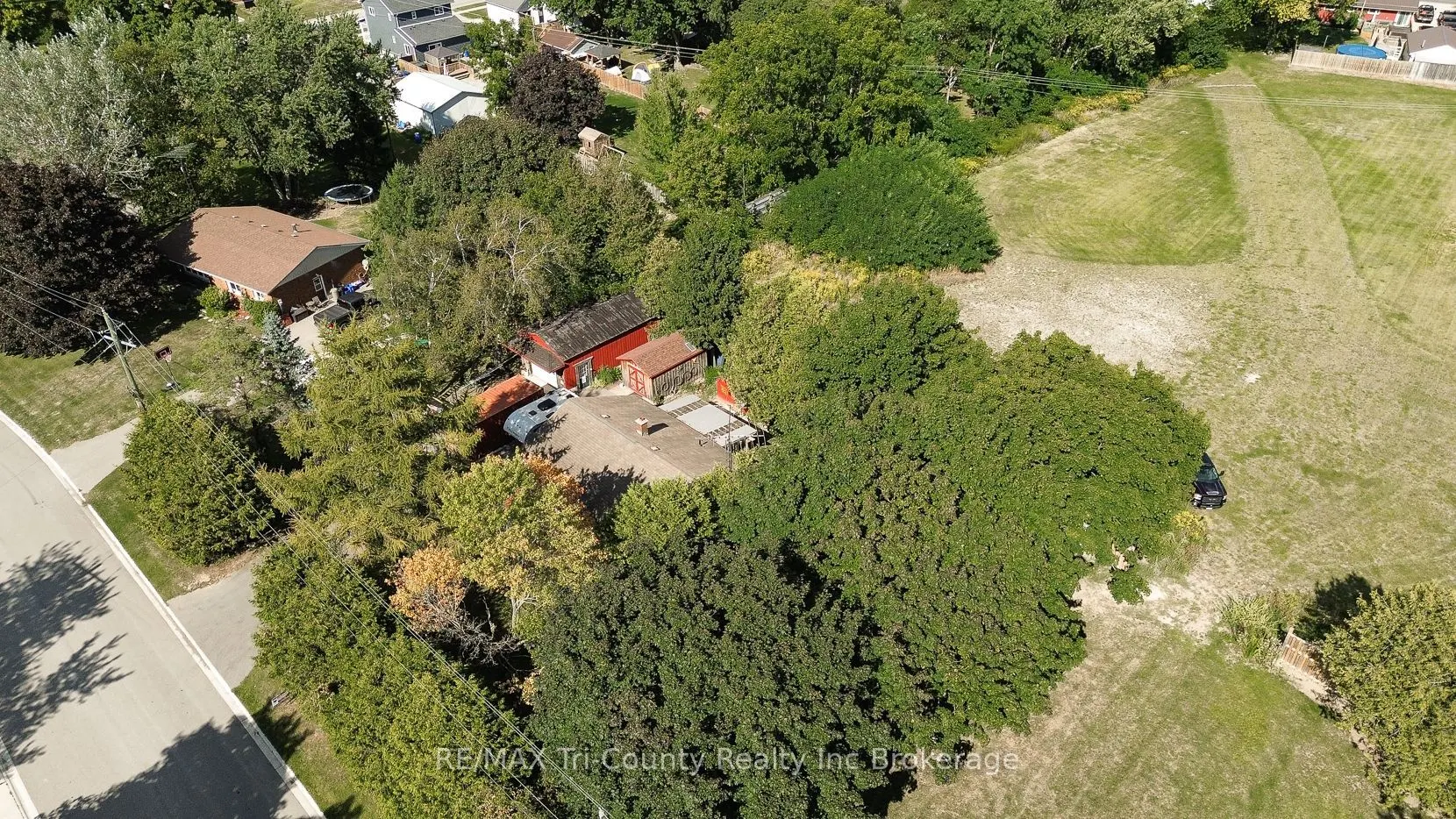 15 Peggy Avenue