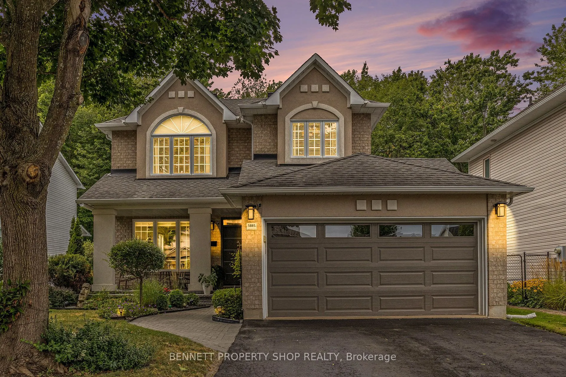 5885 Gladewoods Place