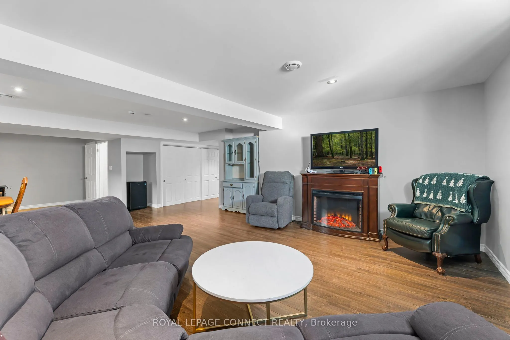 25 Springdale Drive