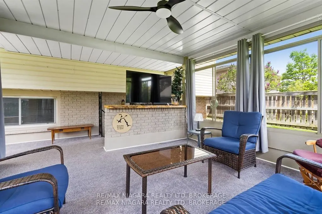 36 BENDINGROAD Crescent