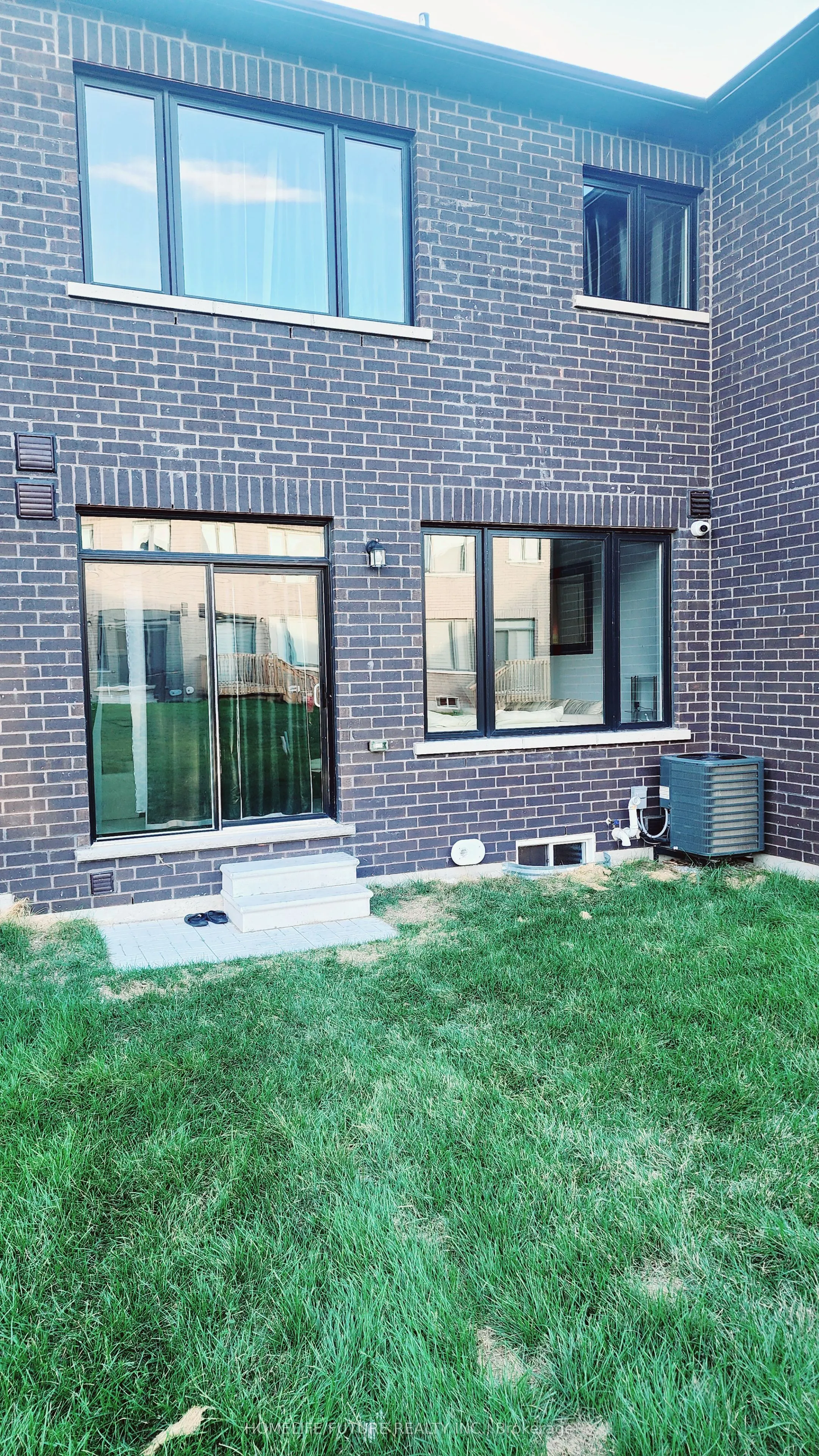 42 Keenan Street