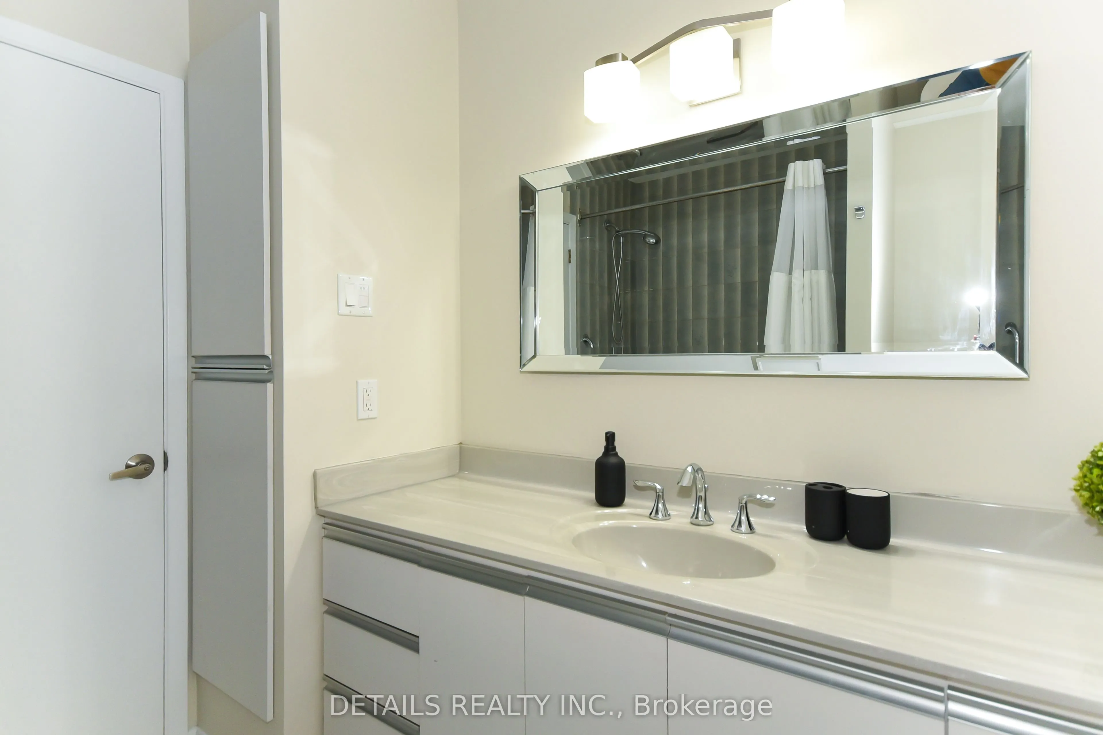 2176 Lambeth Walk, #A