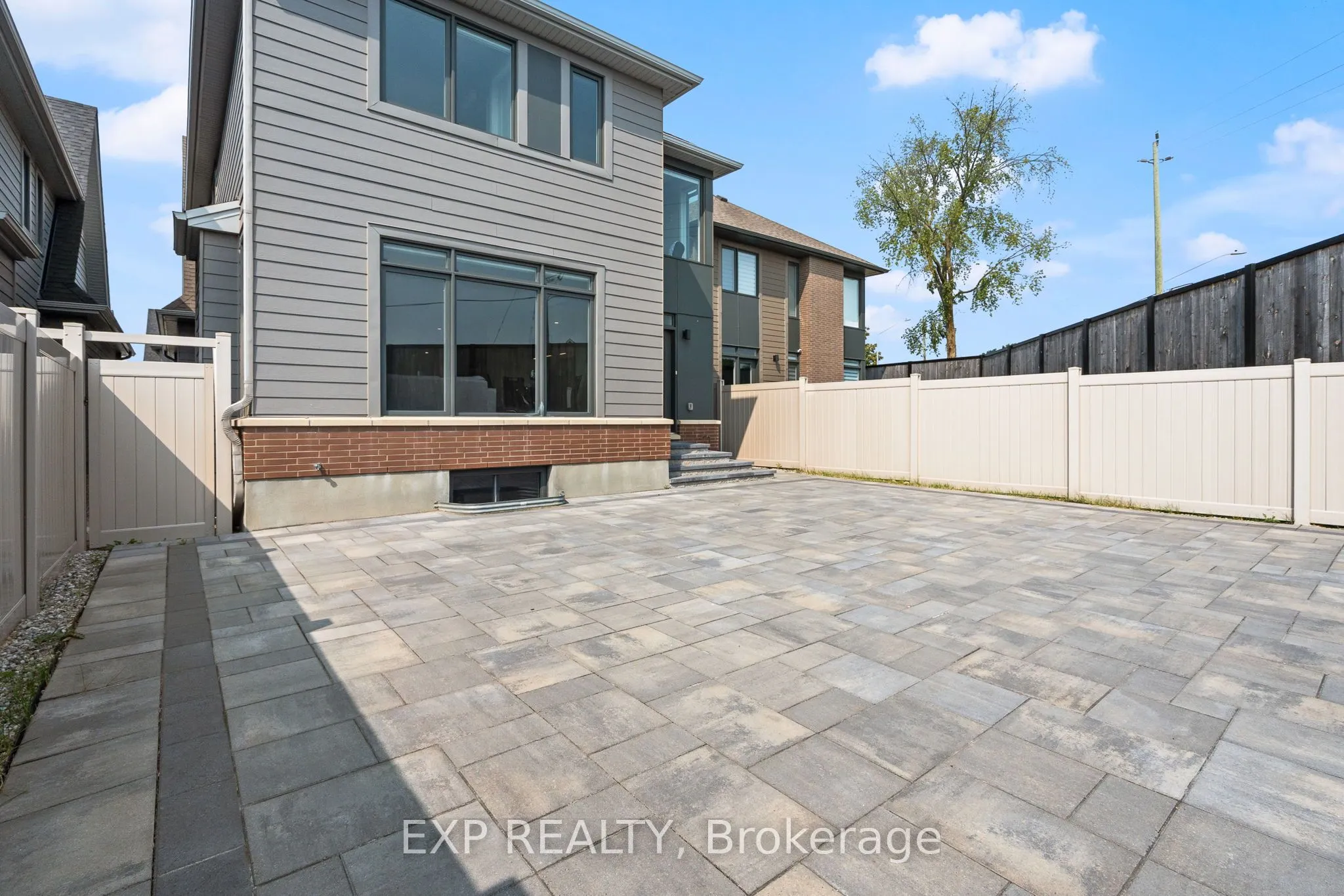 25 Stanhope Court