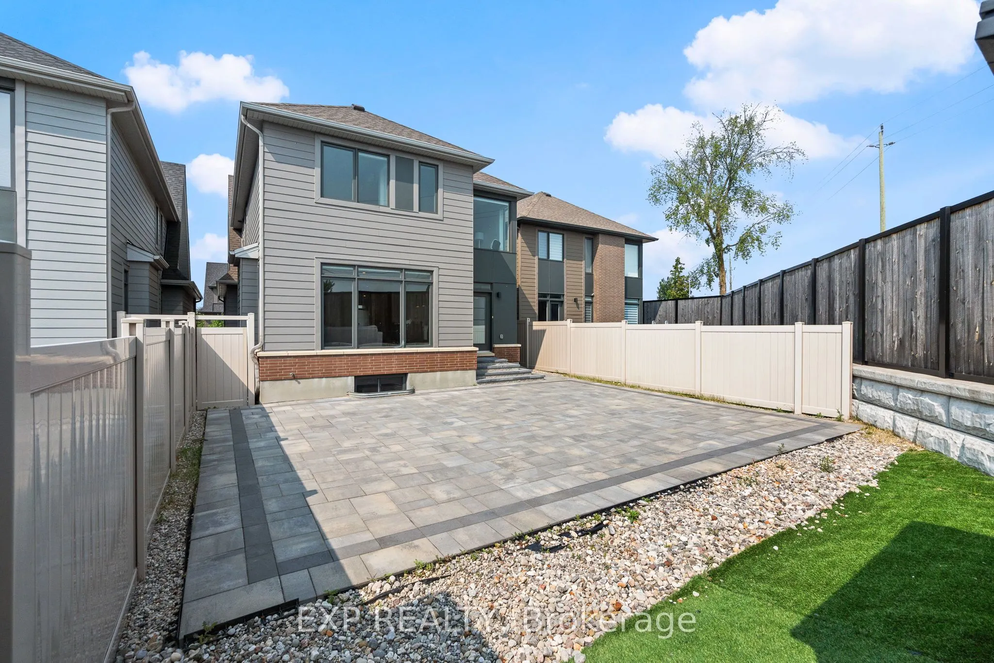 25 Stanhope Court