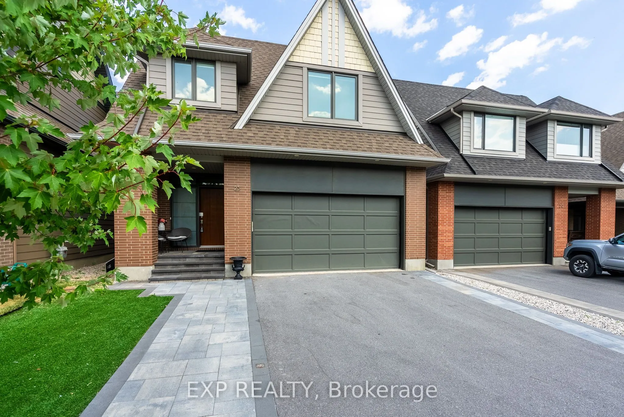 25 Stanhope Court