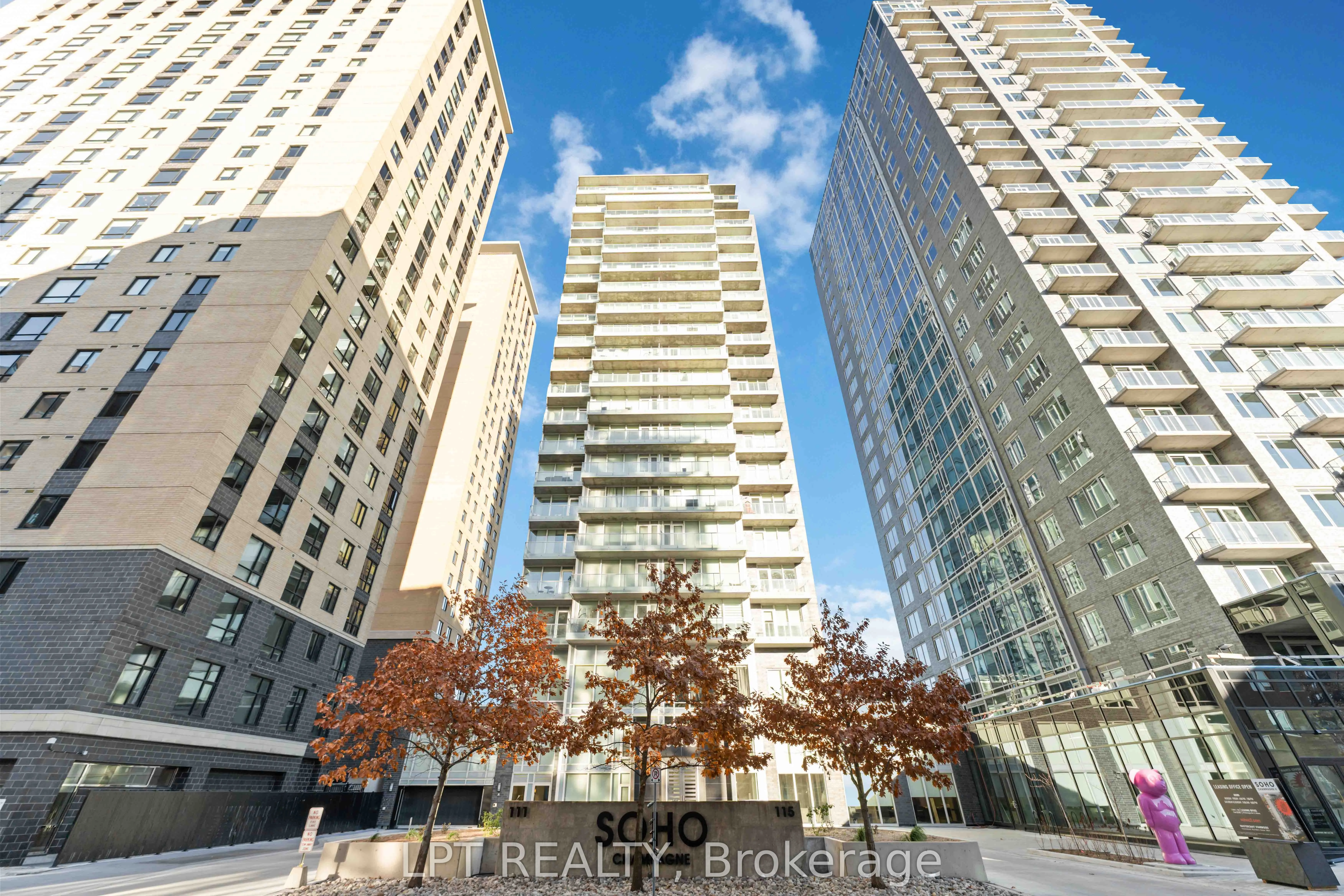 111 Champagne Avenue S, #307