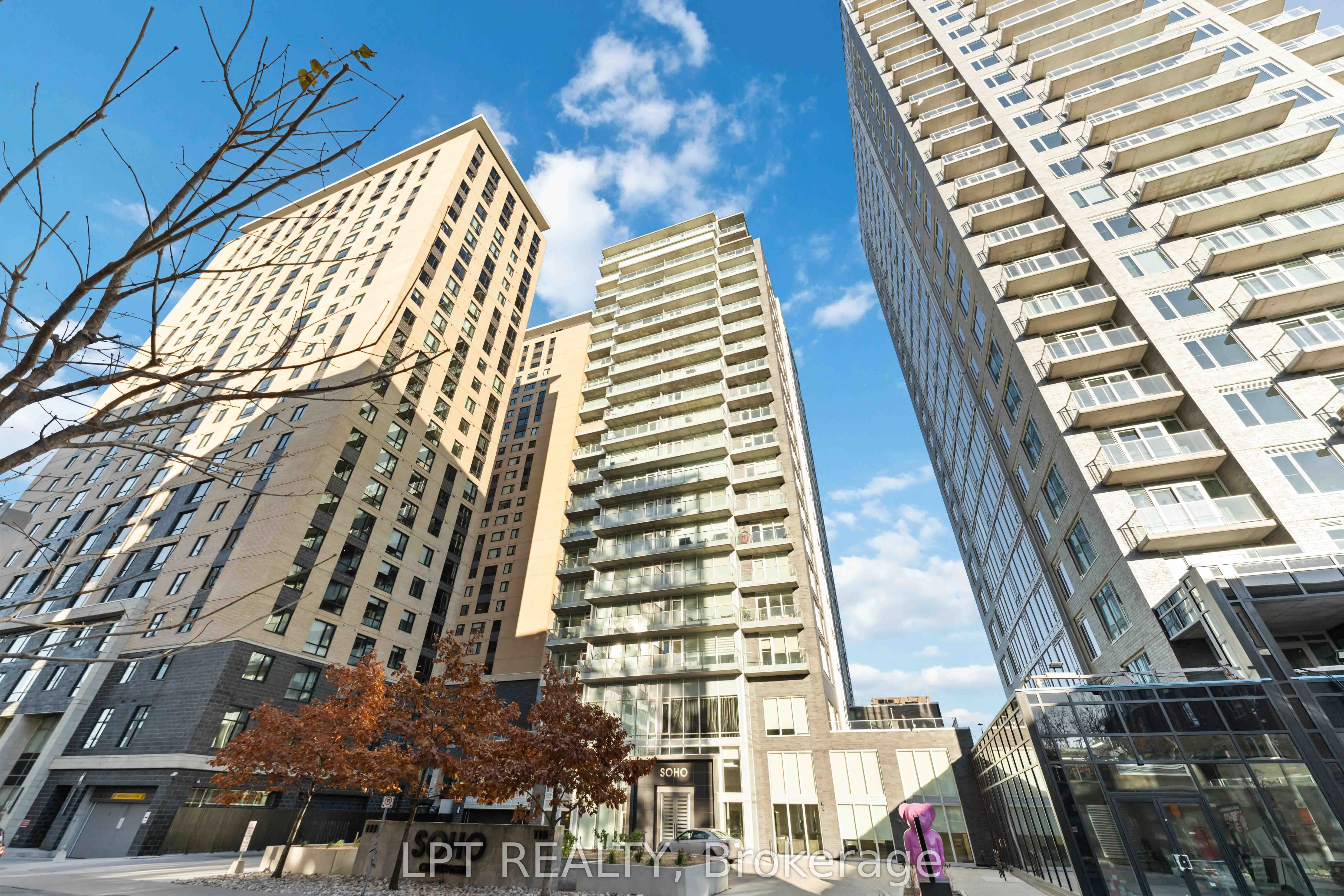 111 Champagne Avenue S, #307