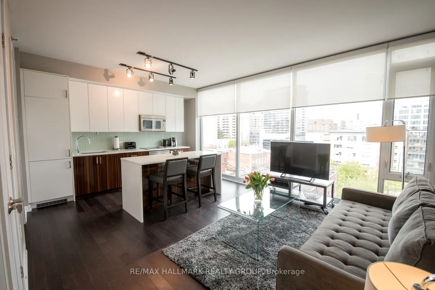 300 Lisgar Street, #1111