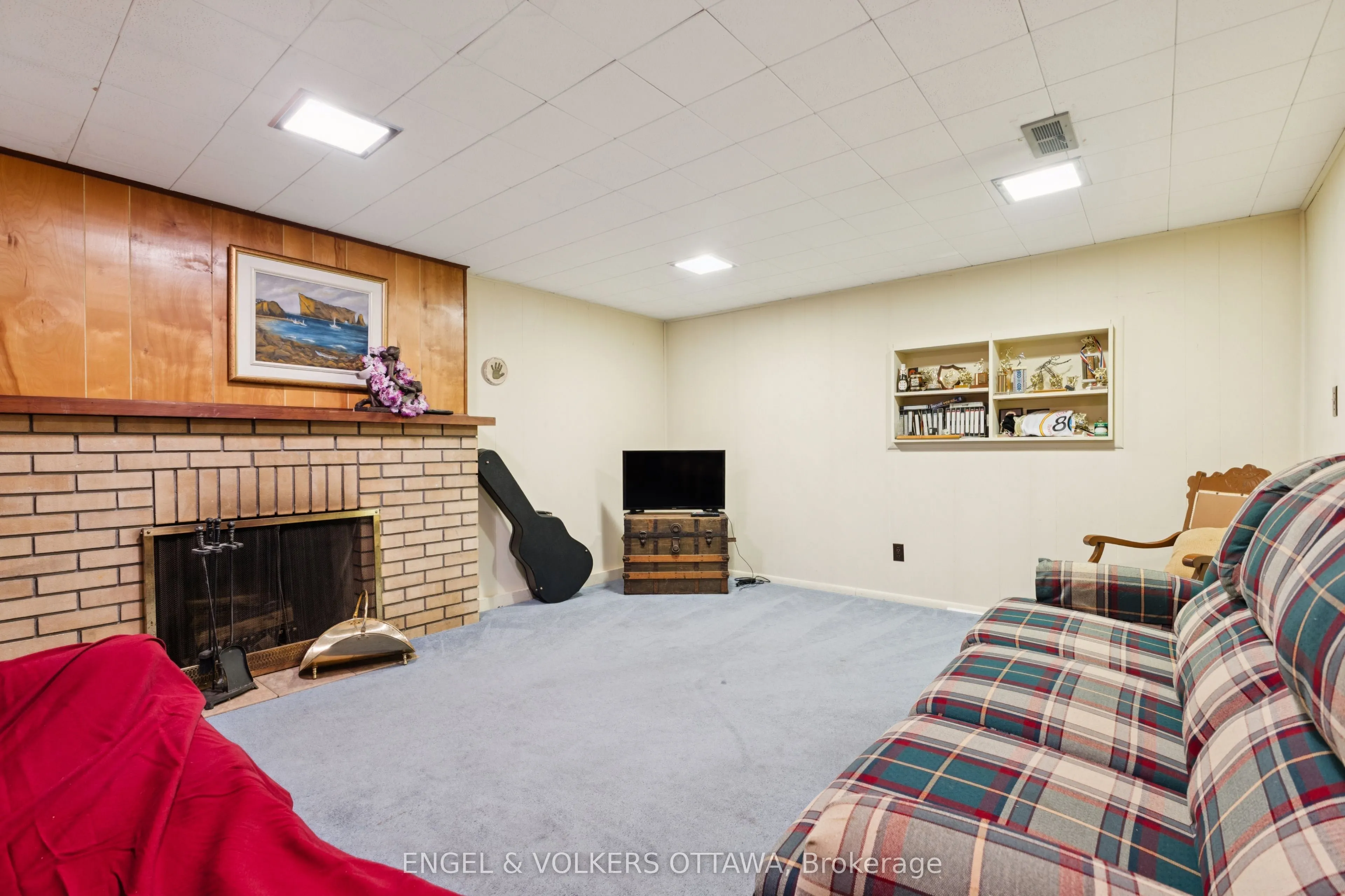 1161 Cameo Drive