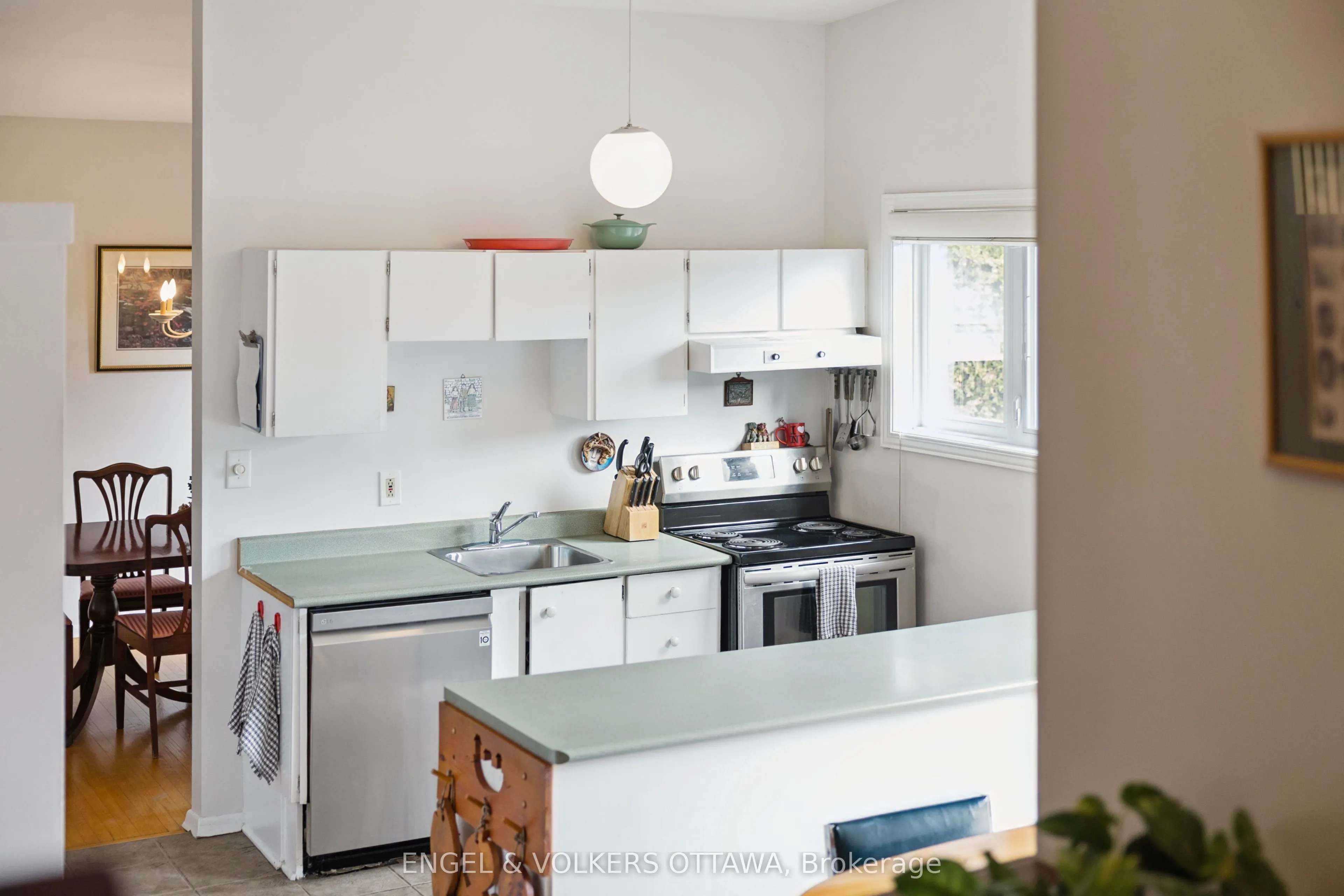 1161 Cameo Drive