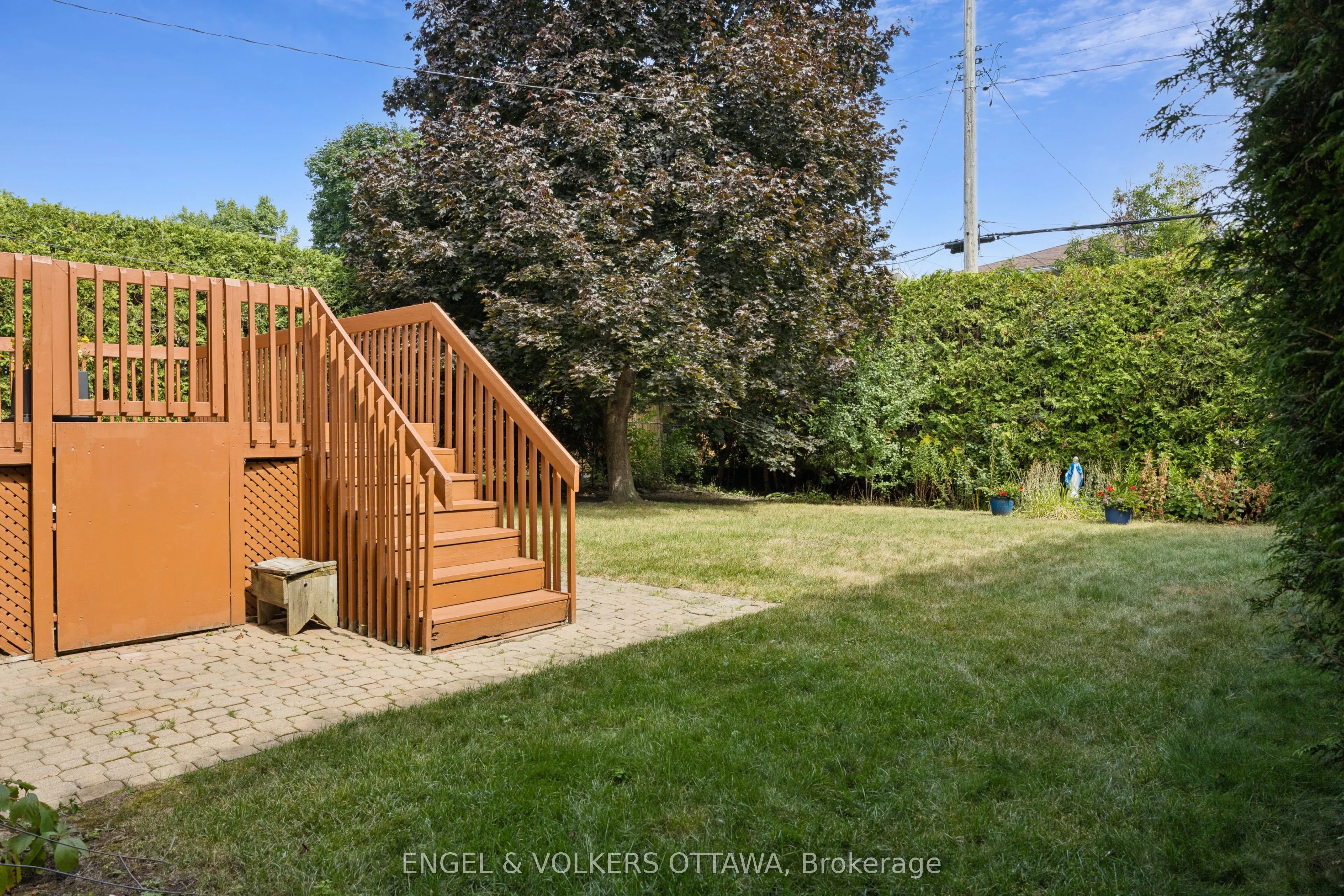 1161 Cameo Drive