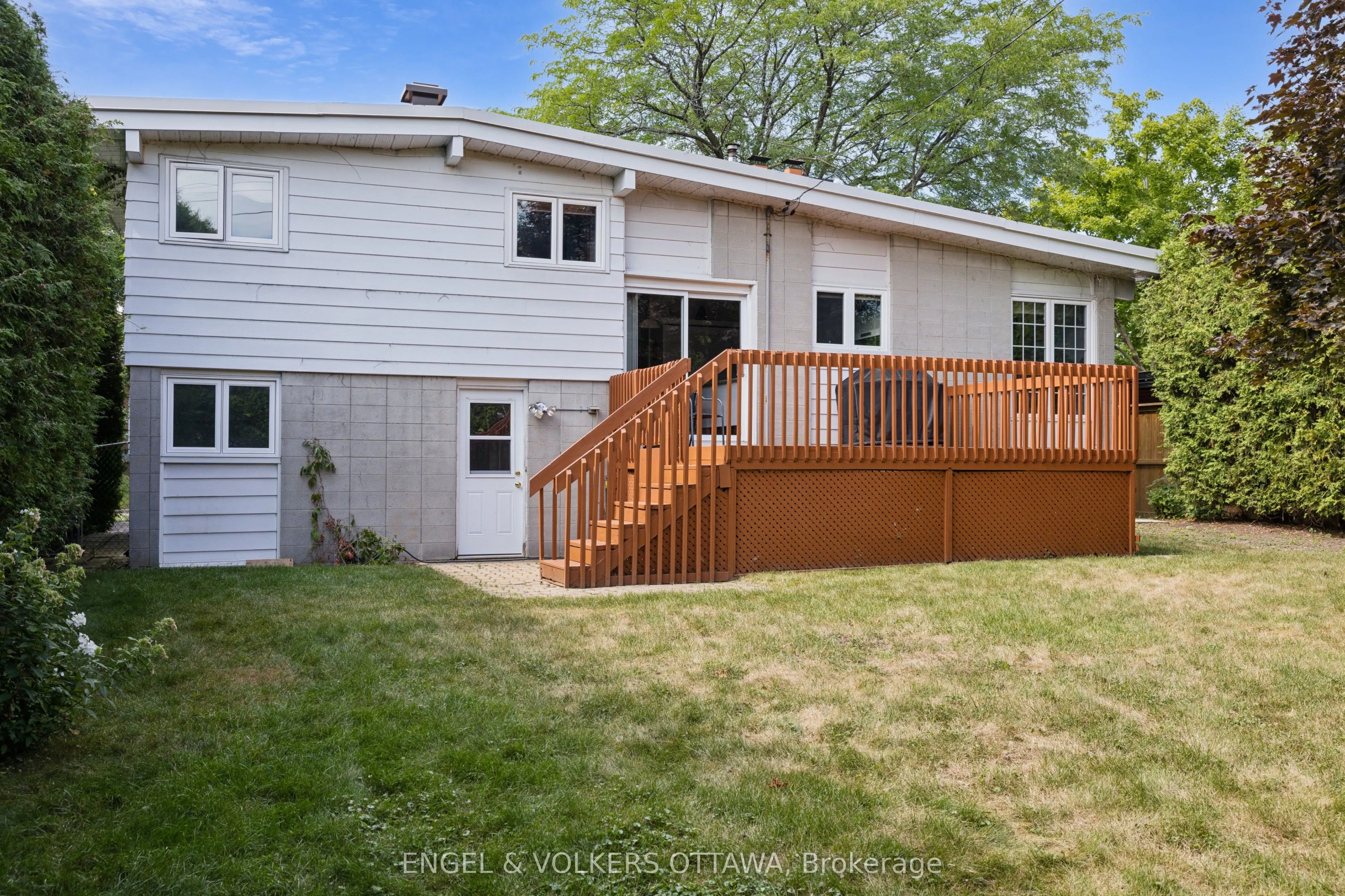 1161 Cameo Drive