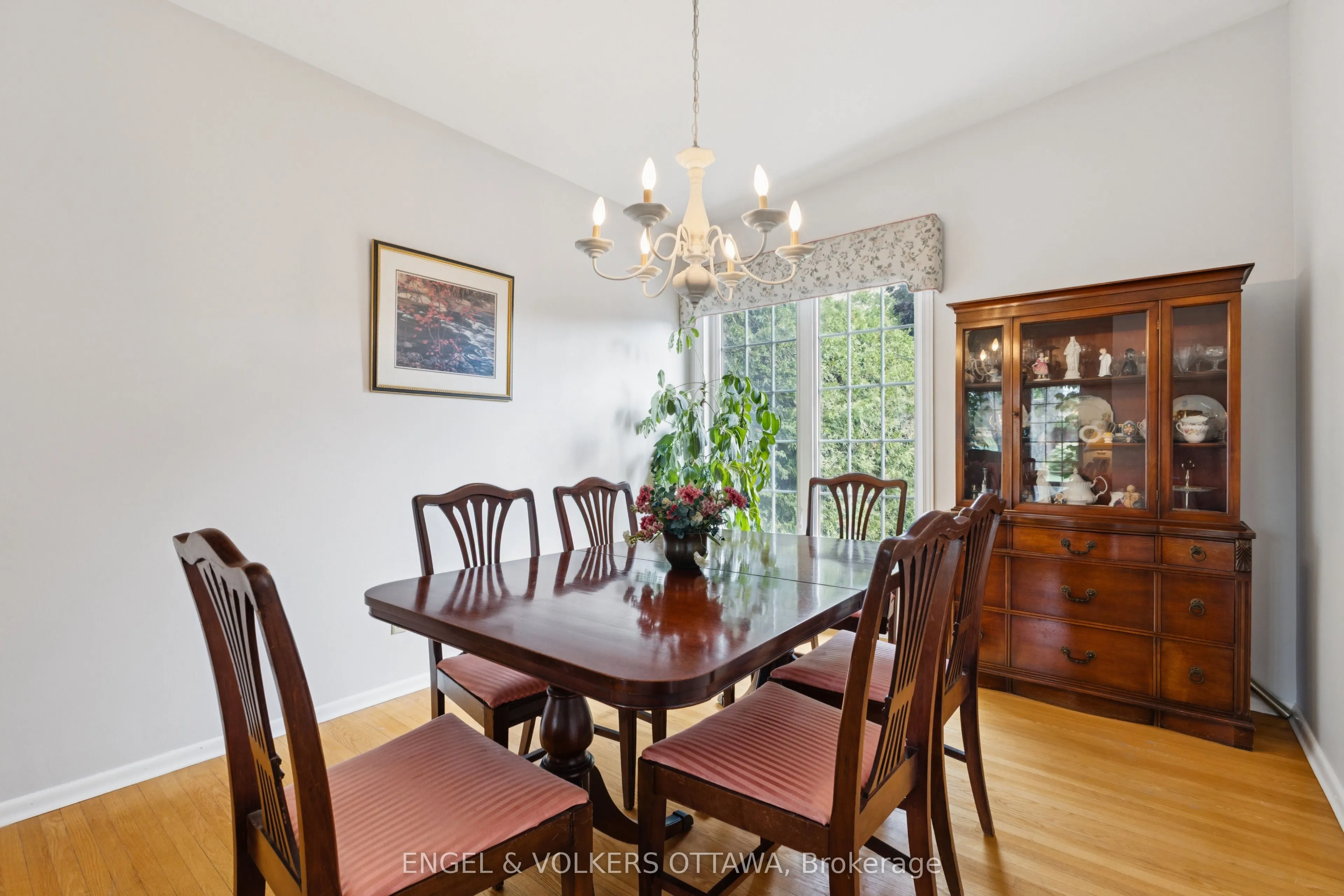 1161 Cameo Drive