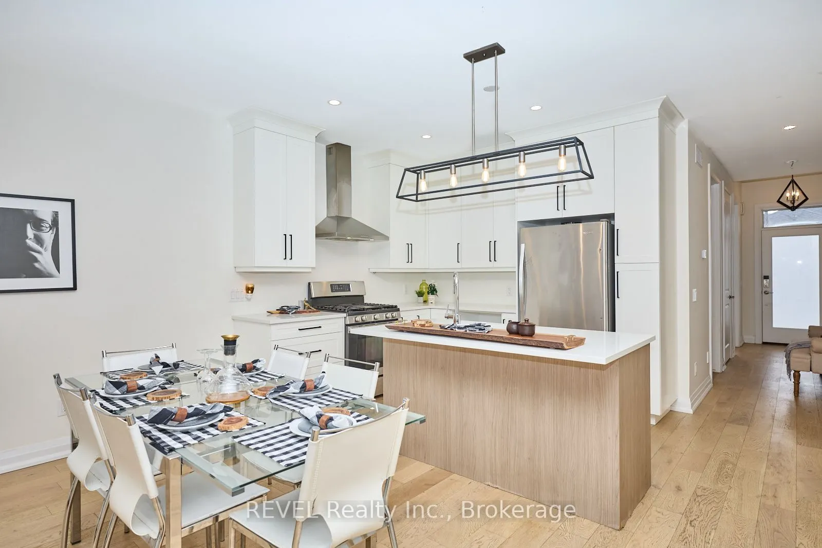 8974 Willoughby Drive, #20