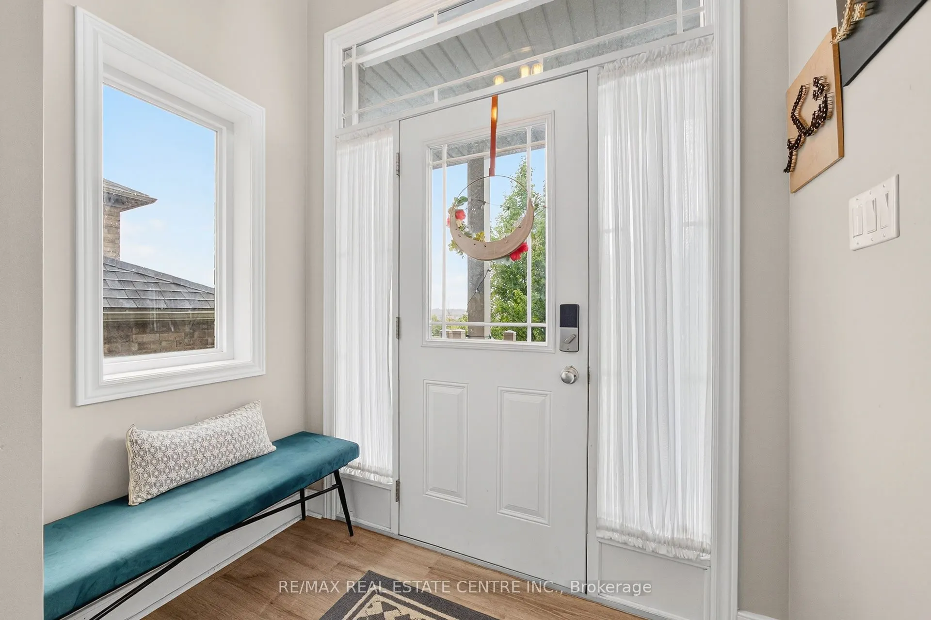 110 OAKES Crescent