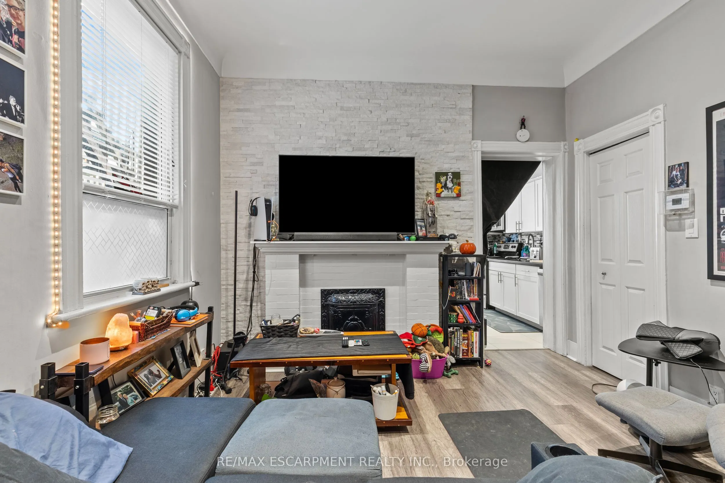 181 West Avenue