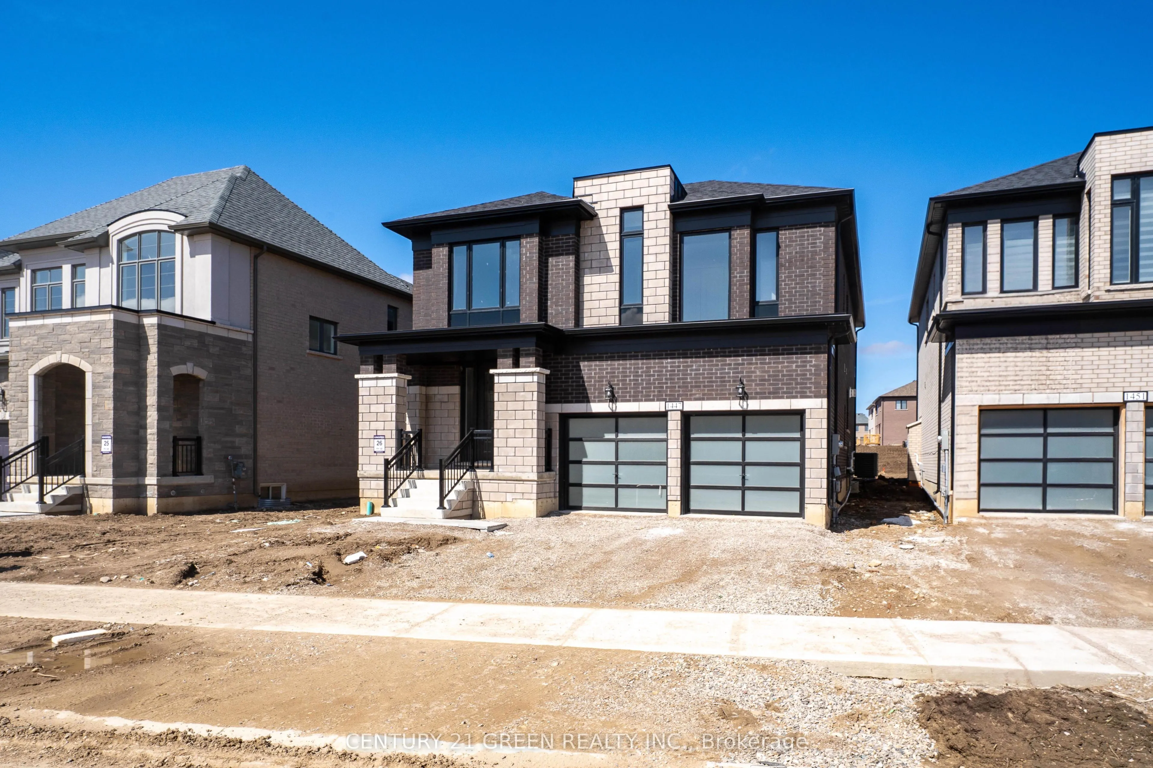 1447 Upper Thames Drive