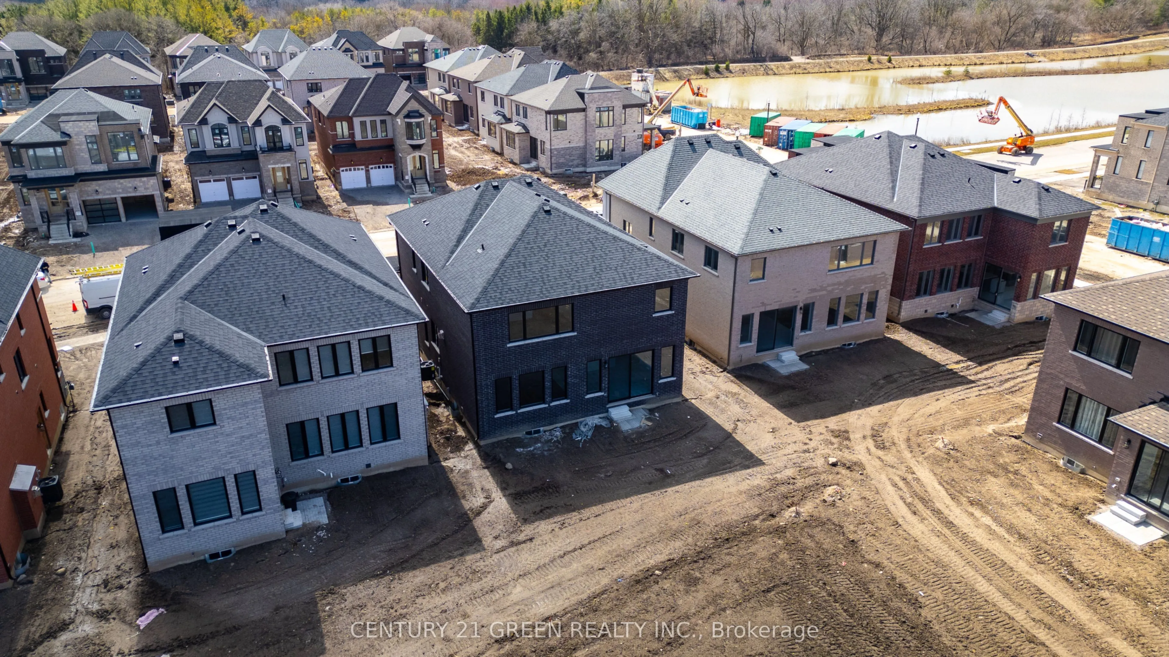 1447 Upper Thames Drive