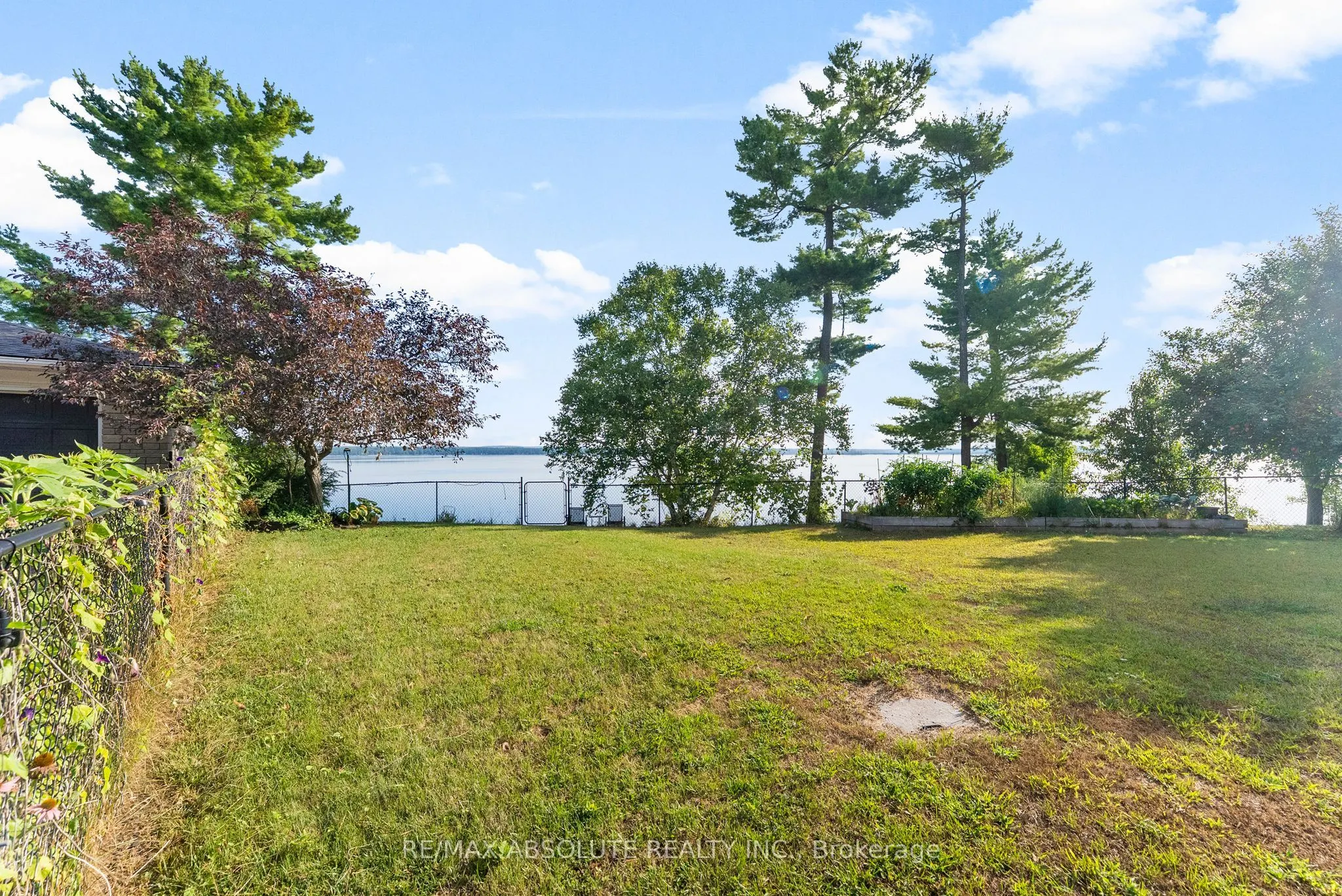 1724 River Road