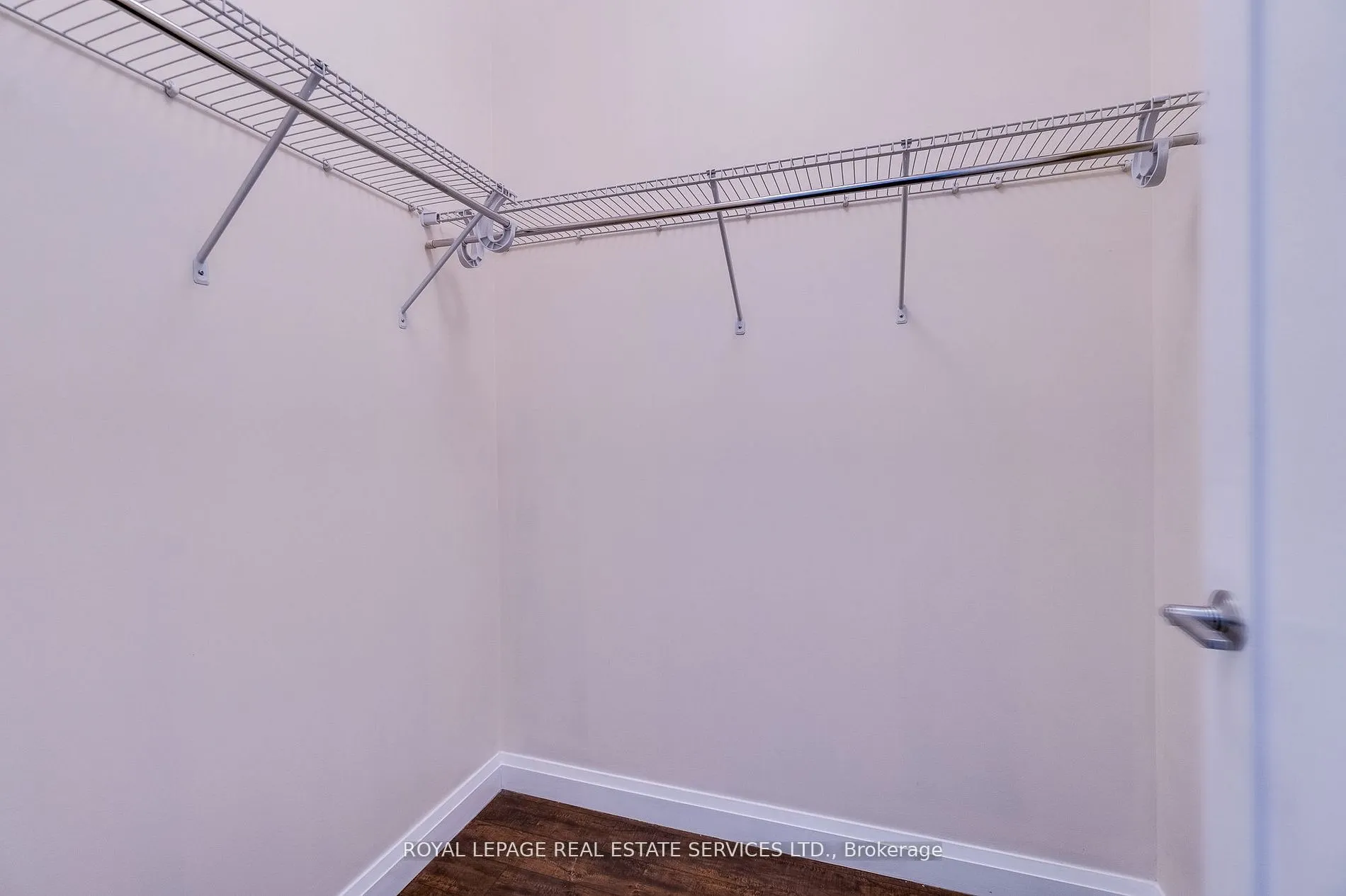 112 King Street E, #611