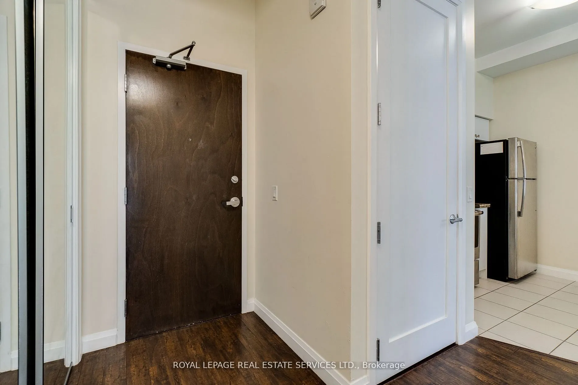 112 King Street E, #611