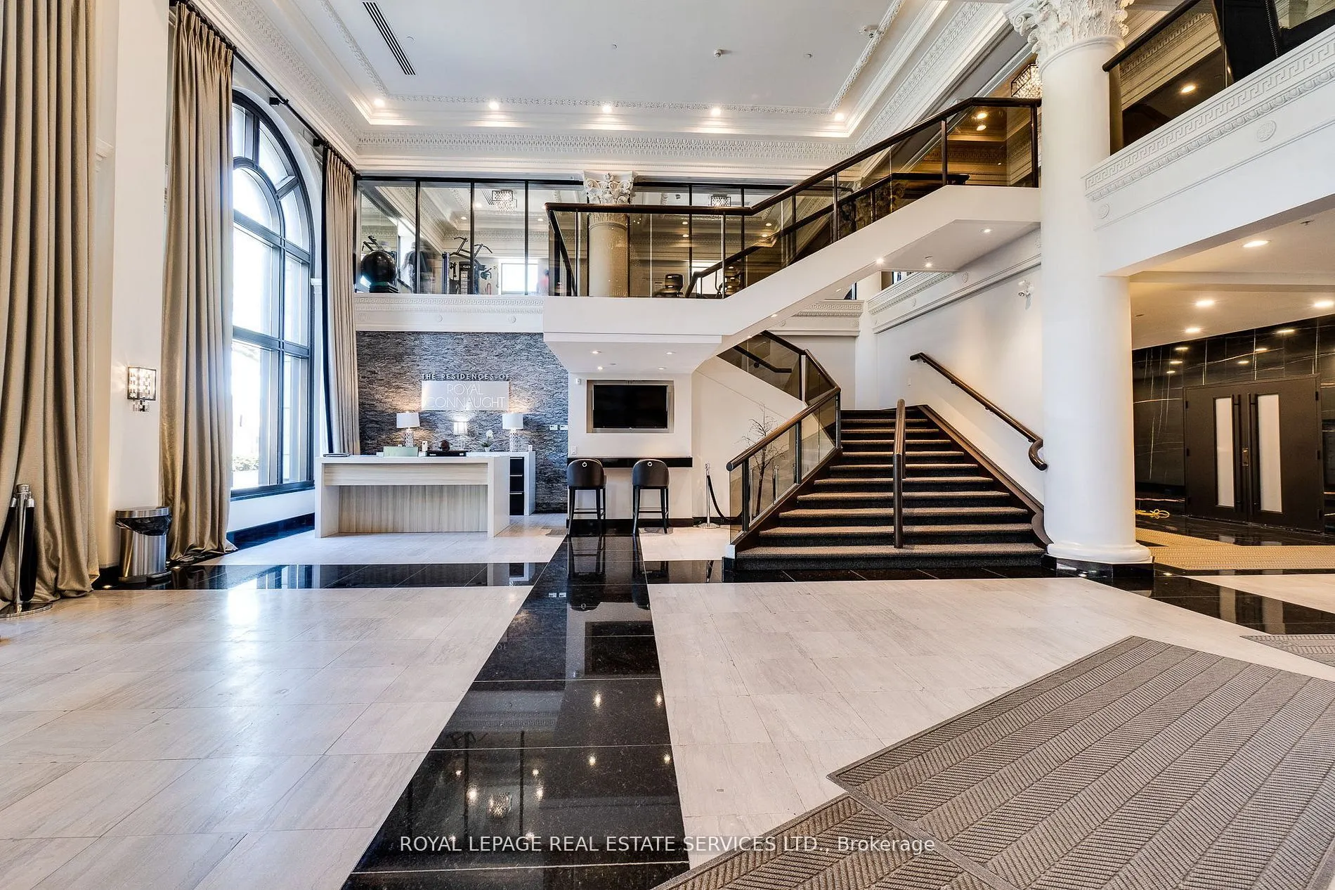 112 King Street E, #611