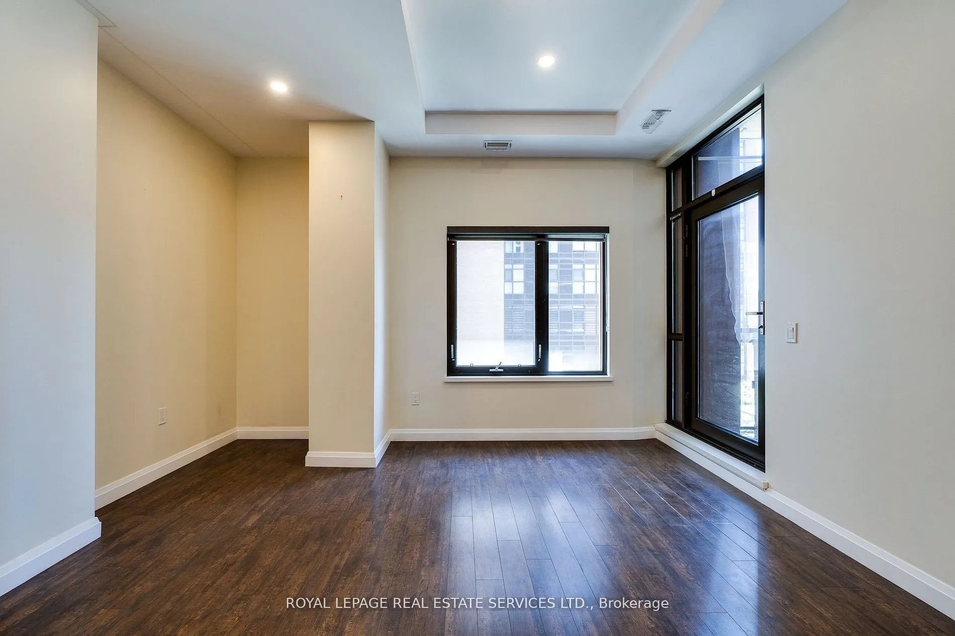 112 King Street E, #611