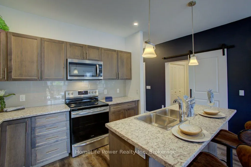 24 George Street N, #16
