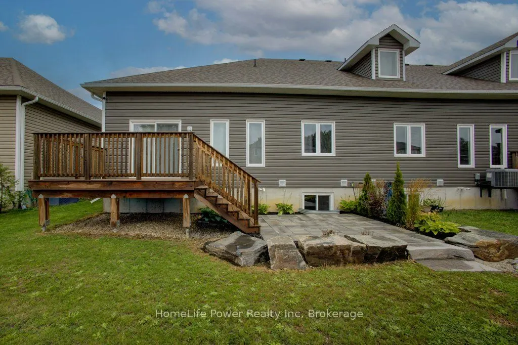 24 George Street N, #16