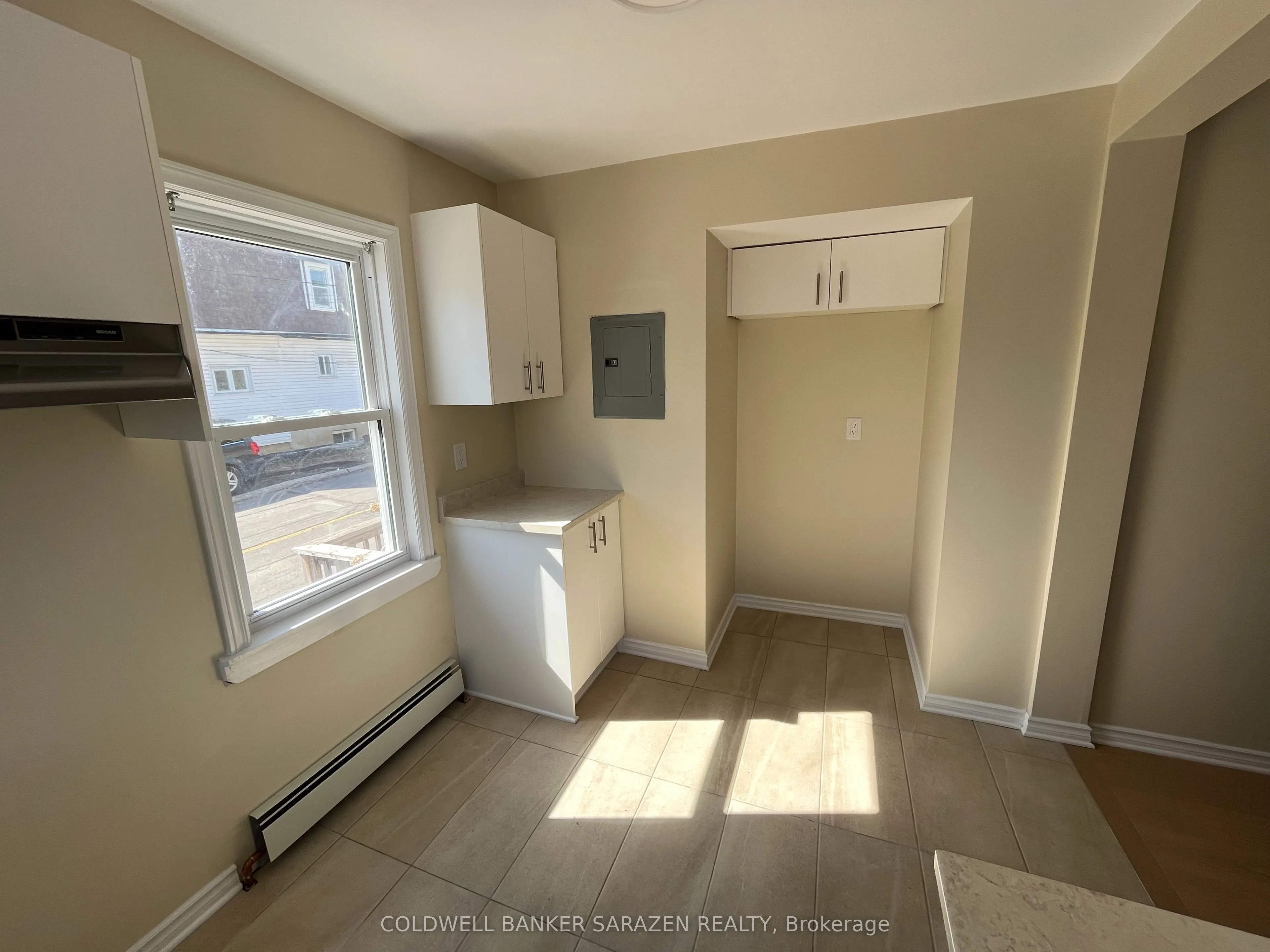 136 Deschamps Avenue
