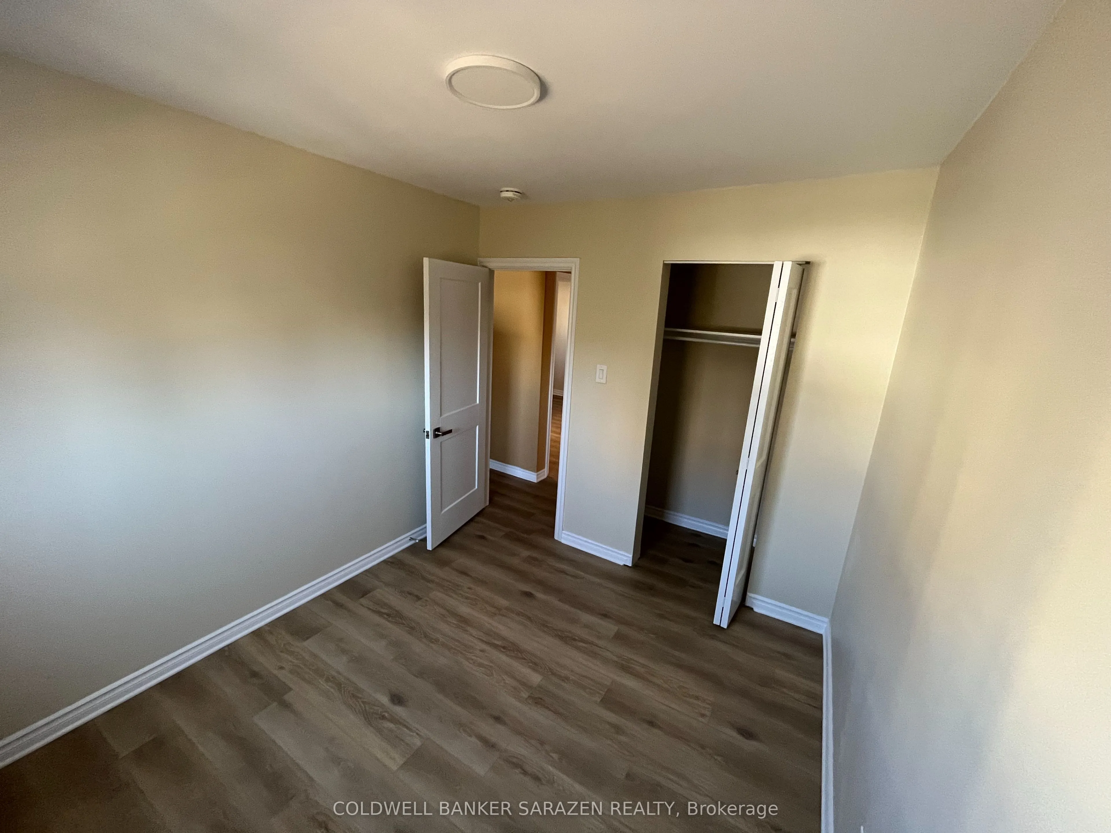 136 Deschamps Avenue