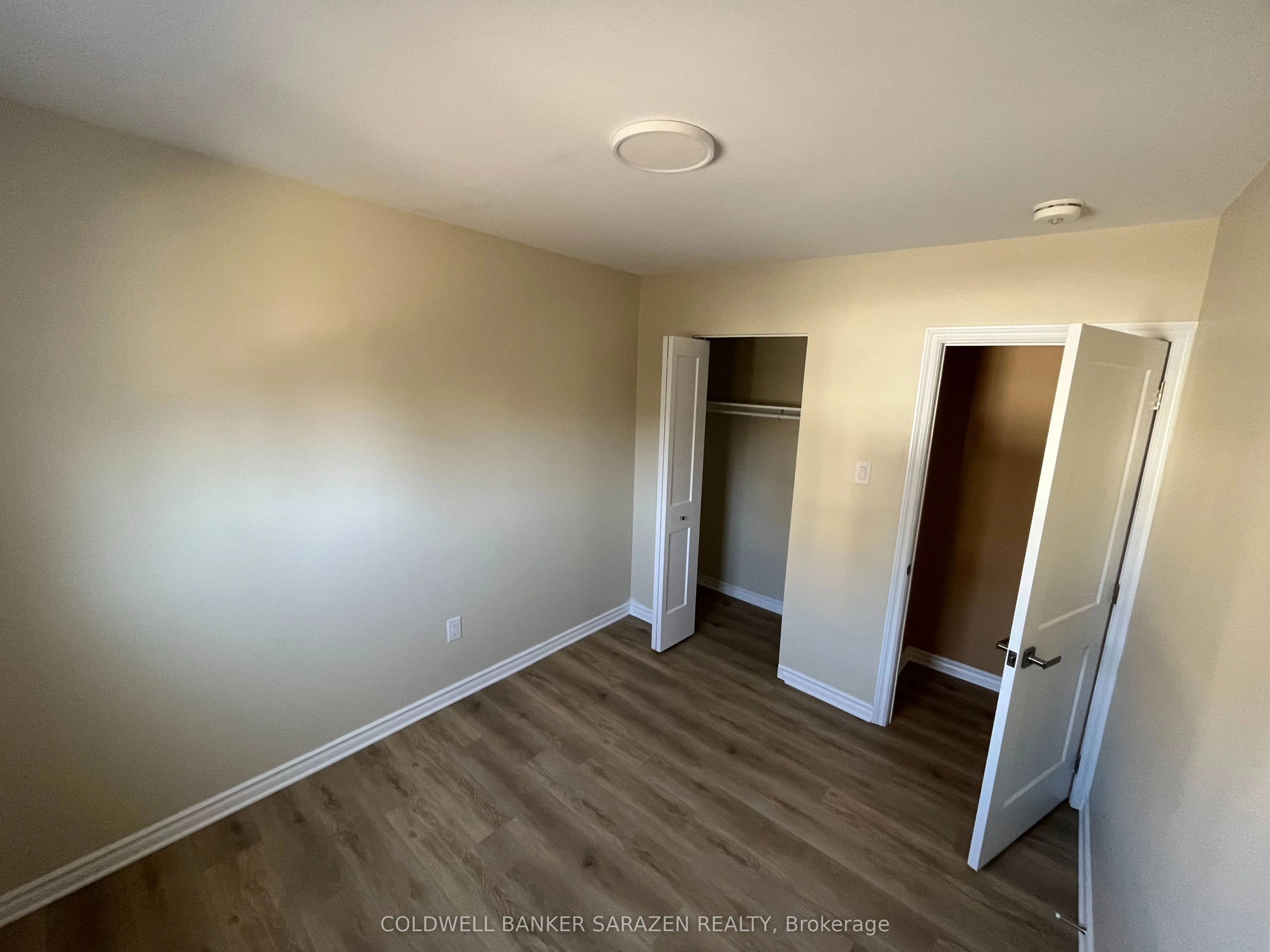 136 Deschamps Avenue