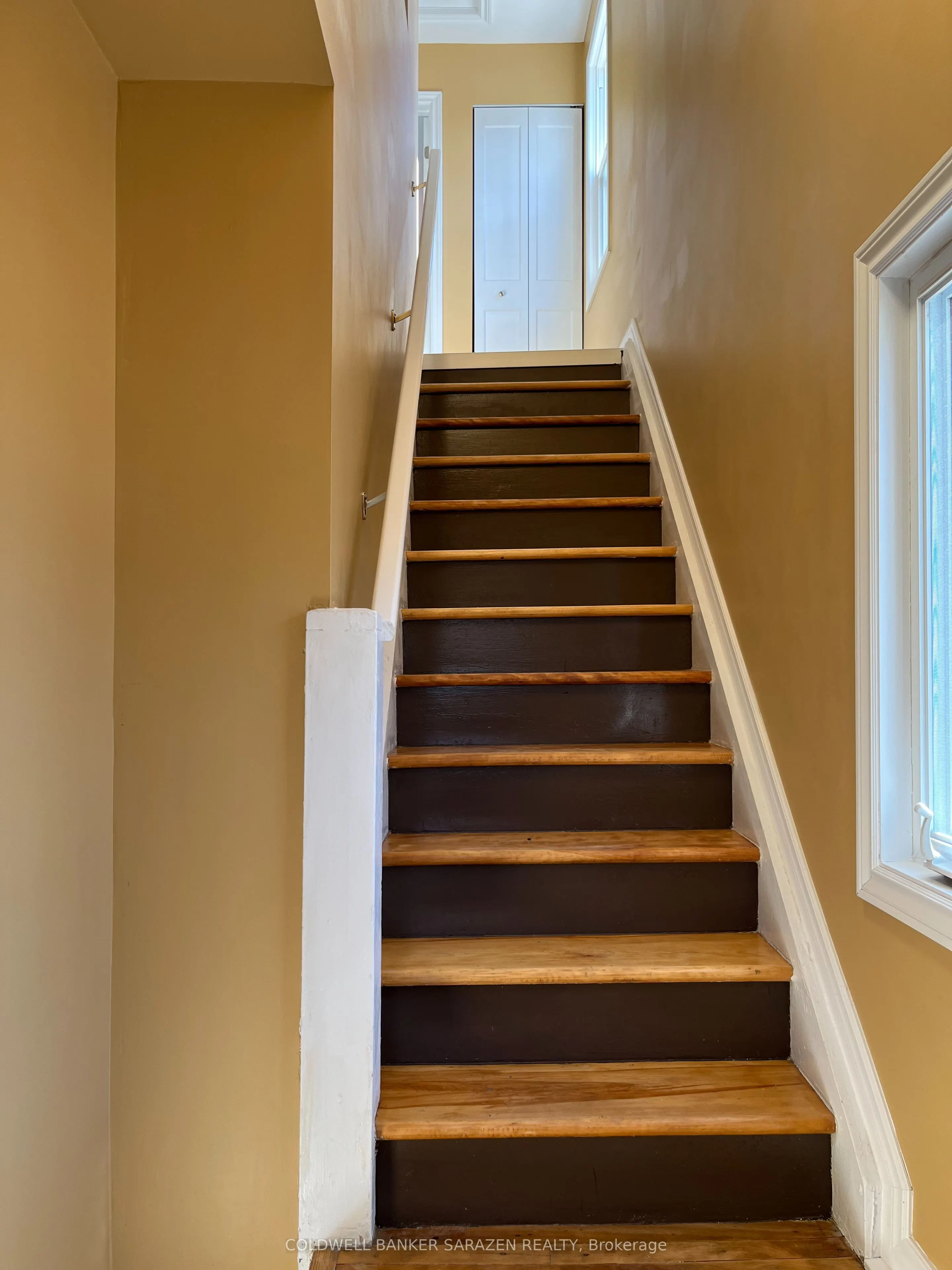 136 Deschamps Avenue