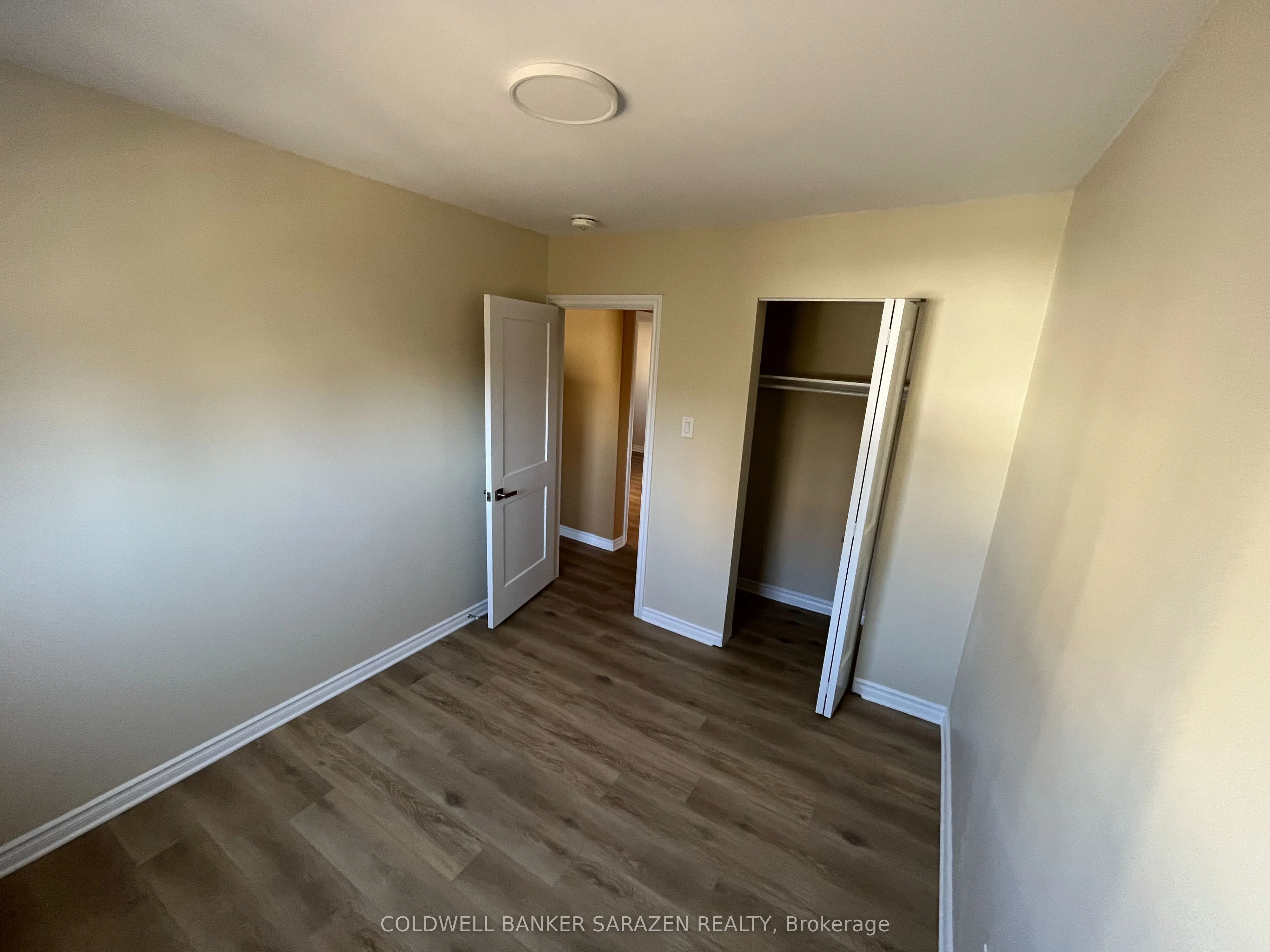 136 Deschamps Avenue