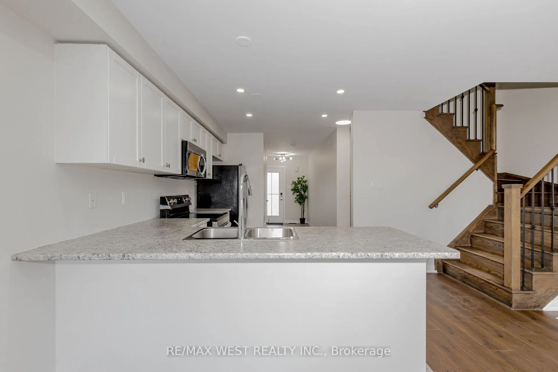 74 Pagebrook Crescent