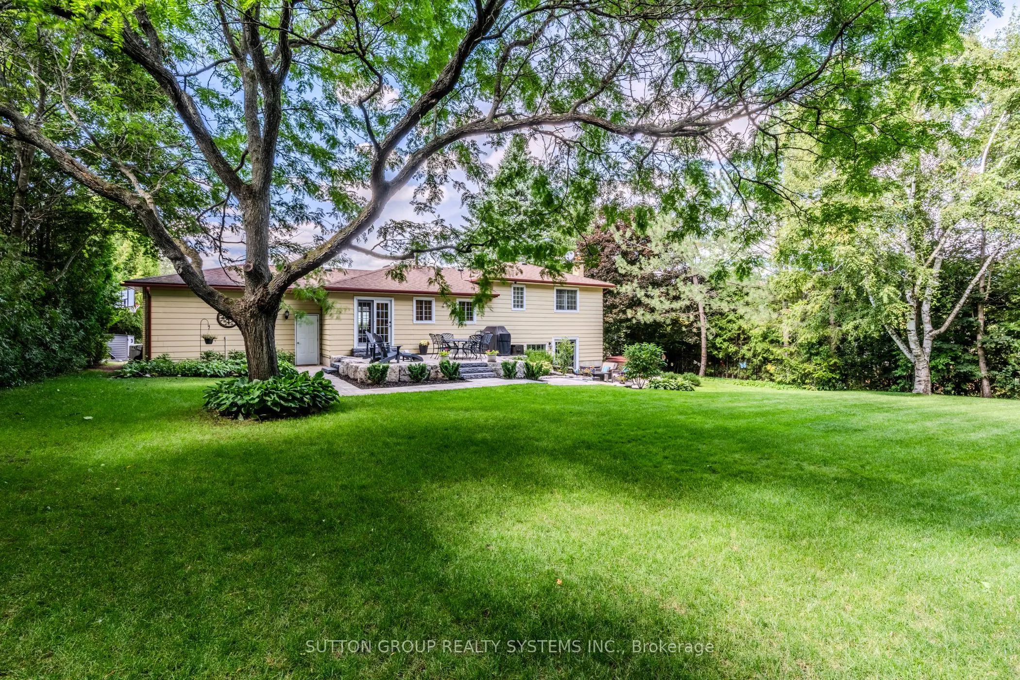 17 William Rex Crescent