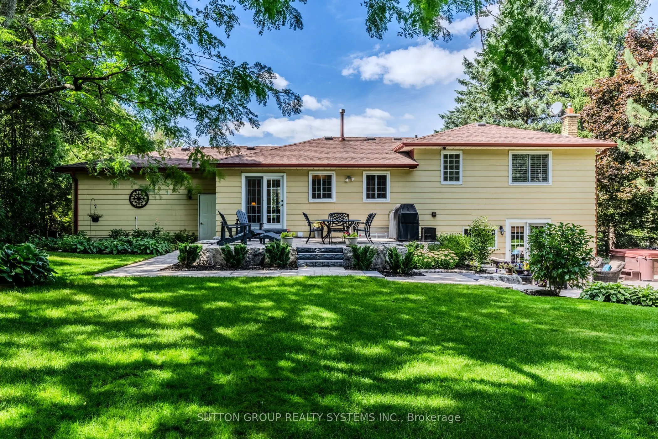 17 William Rex Crescent